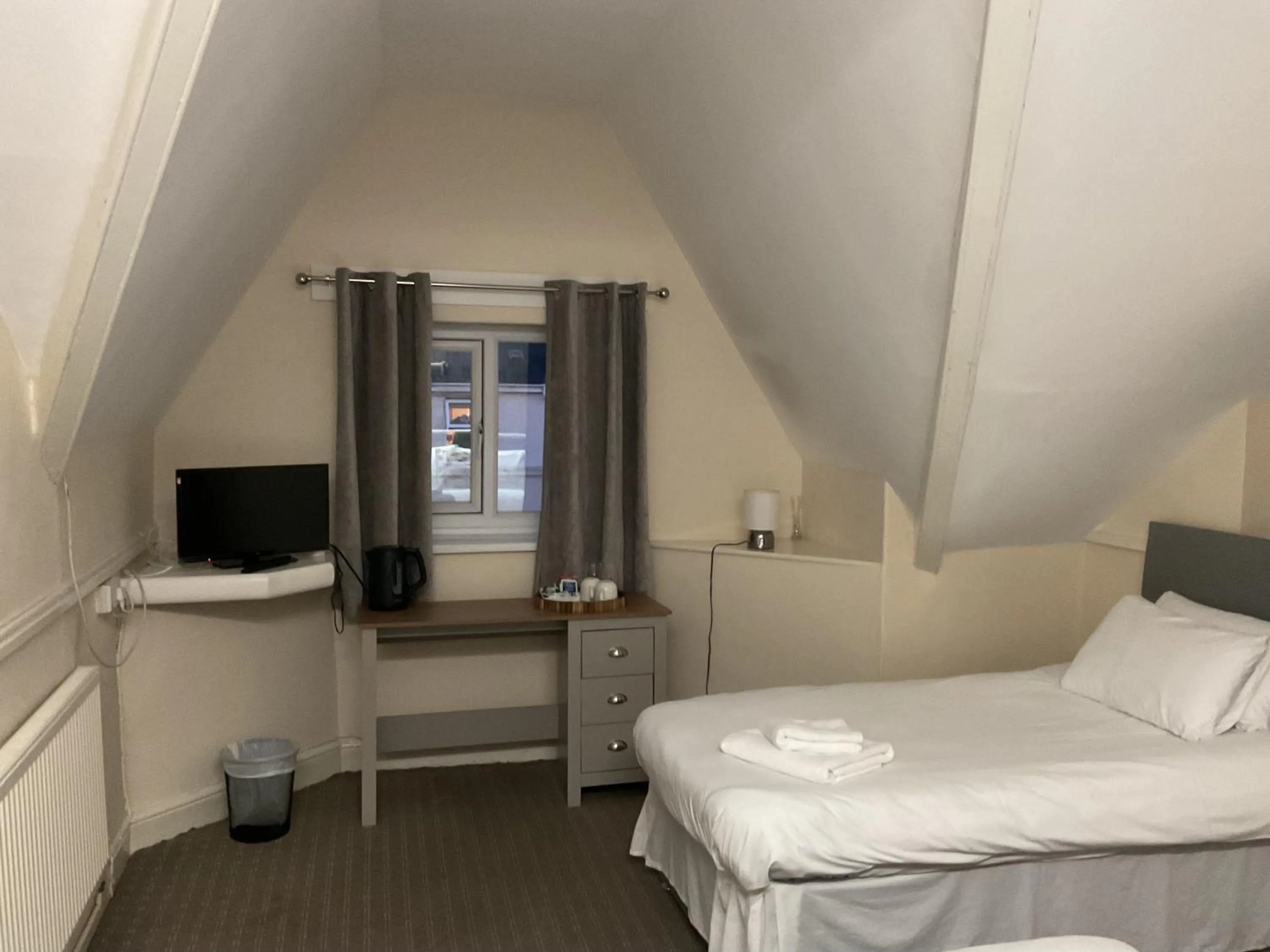 Bed in The Brentwood Hotel Porthcawl