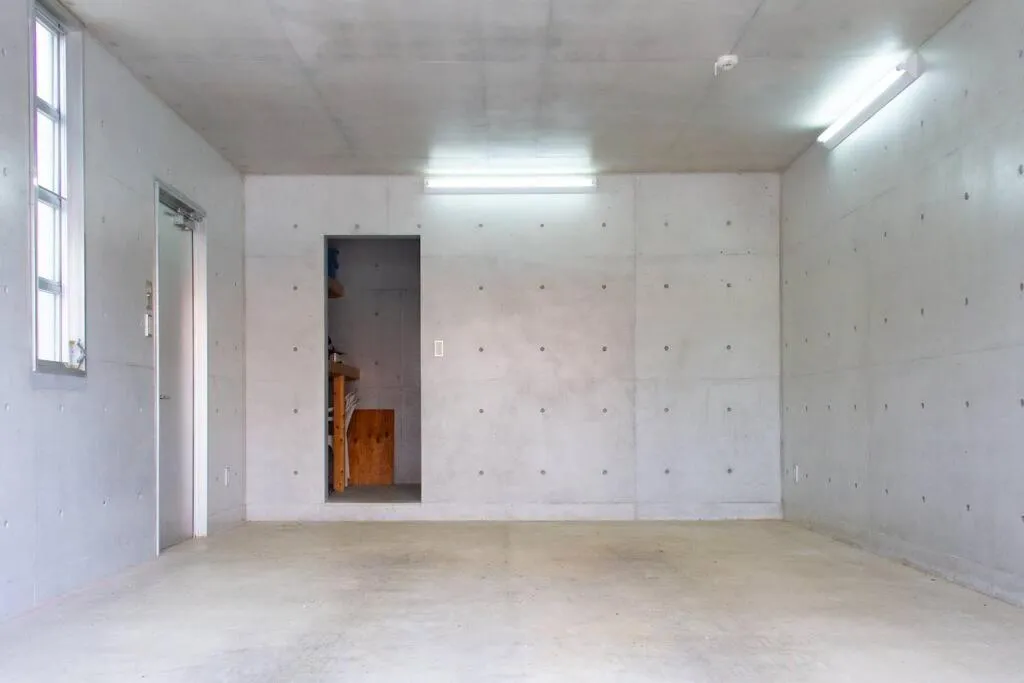 Parking in Shiraho Villa