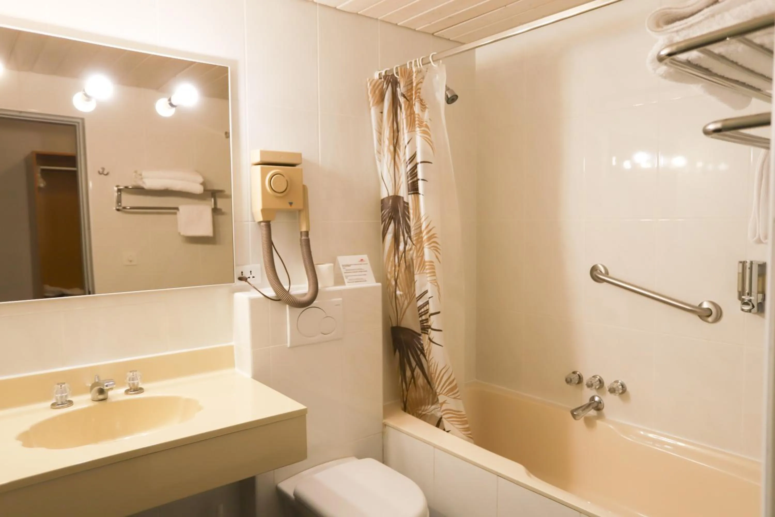 Bathroom in Hotel Andino Club - Hotel Asociado Casa Andina