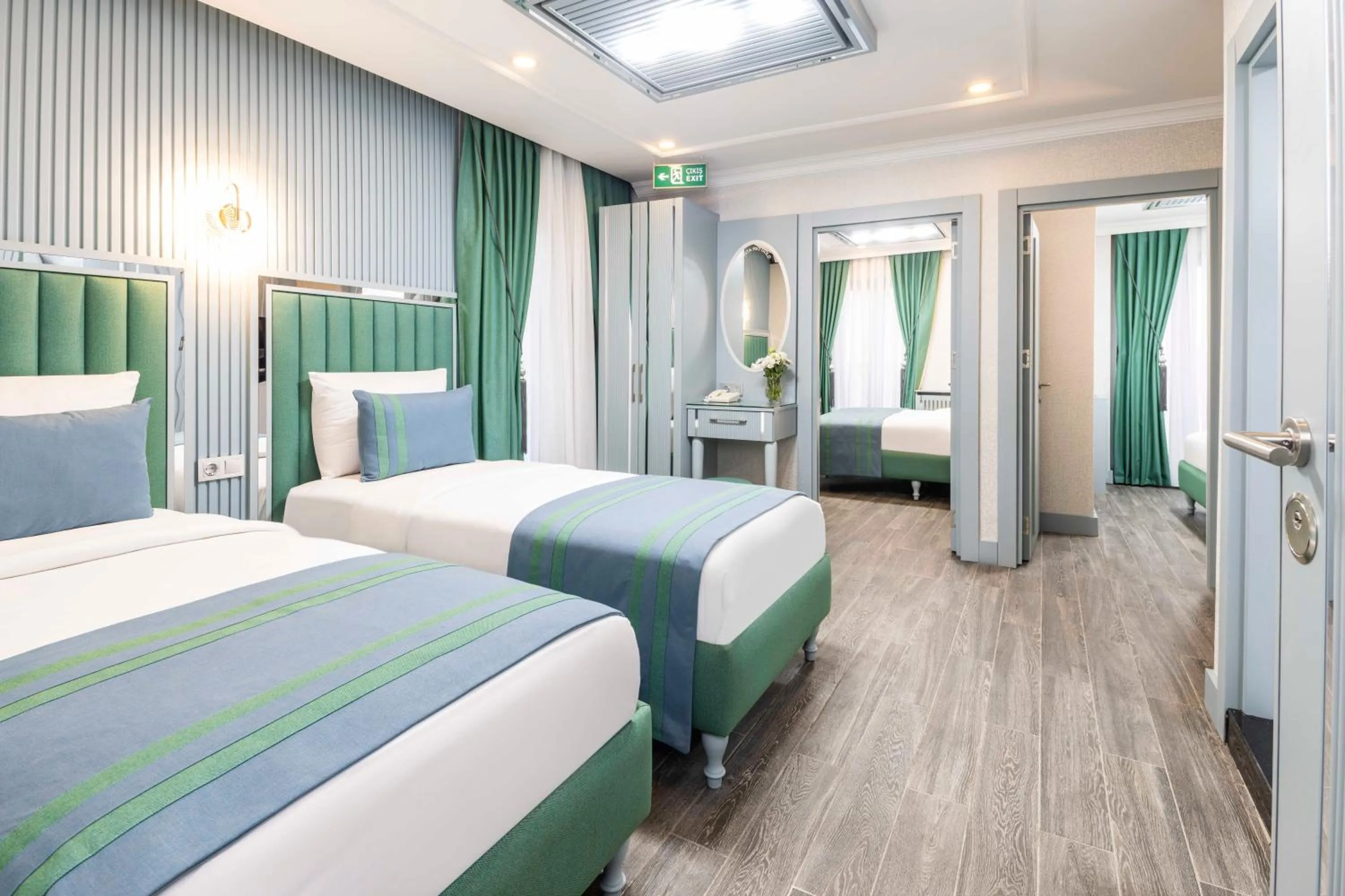 Photo of the whole room, Bed in Santa Rio Gold Taxim Hotel