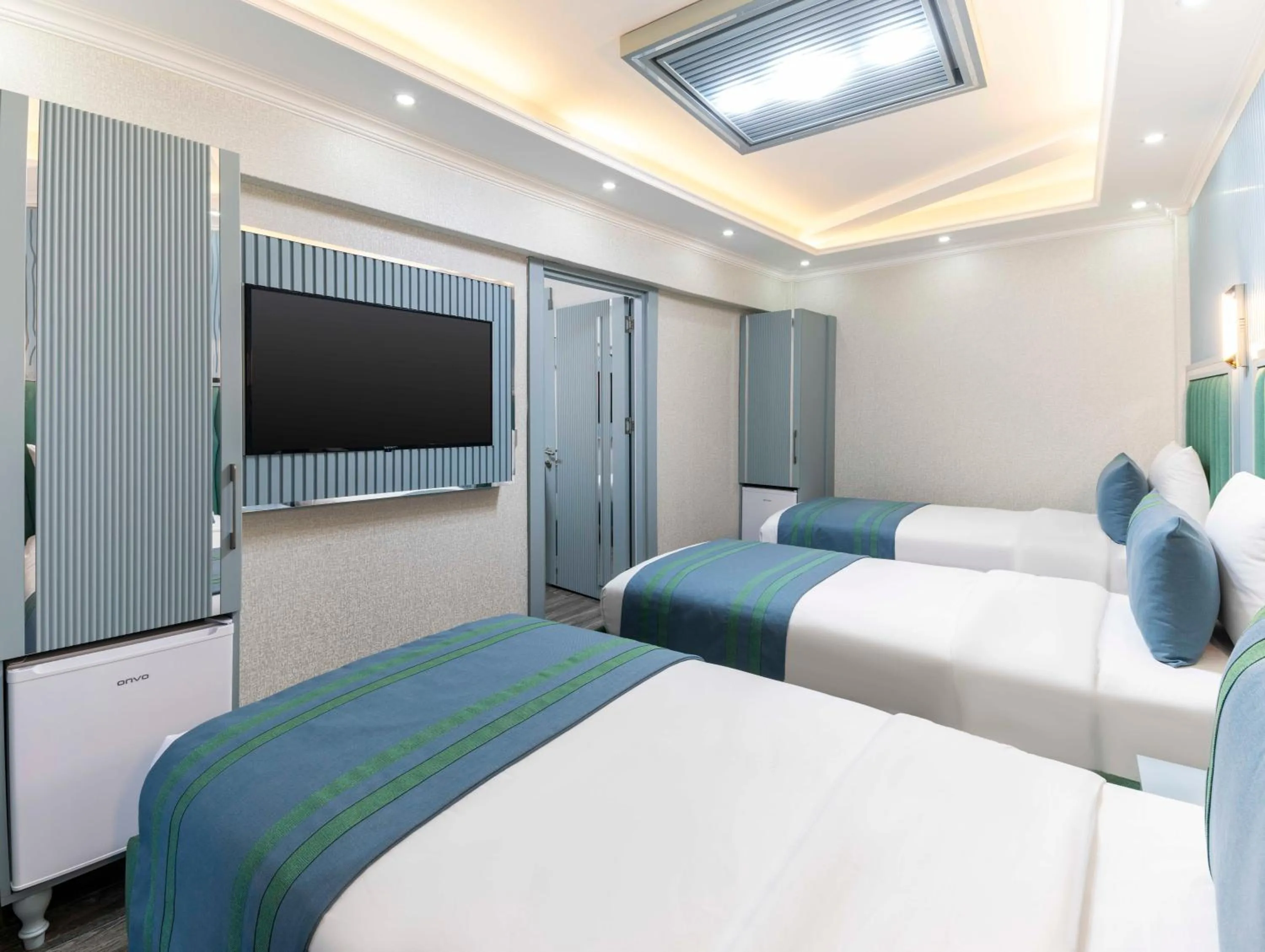 Bedroom, Bed in Santa Rio Gold Taxim Hotel