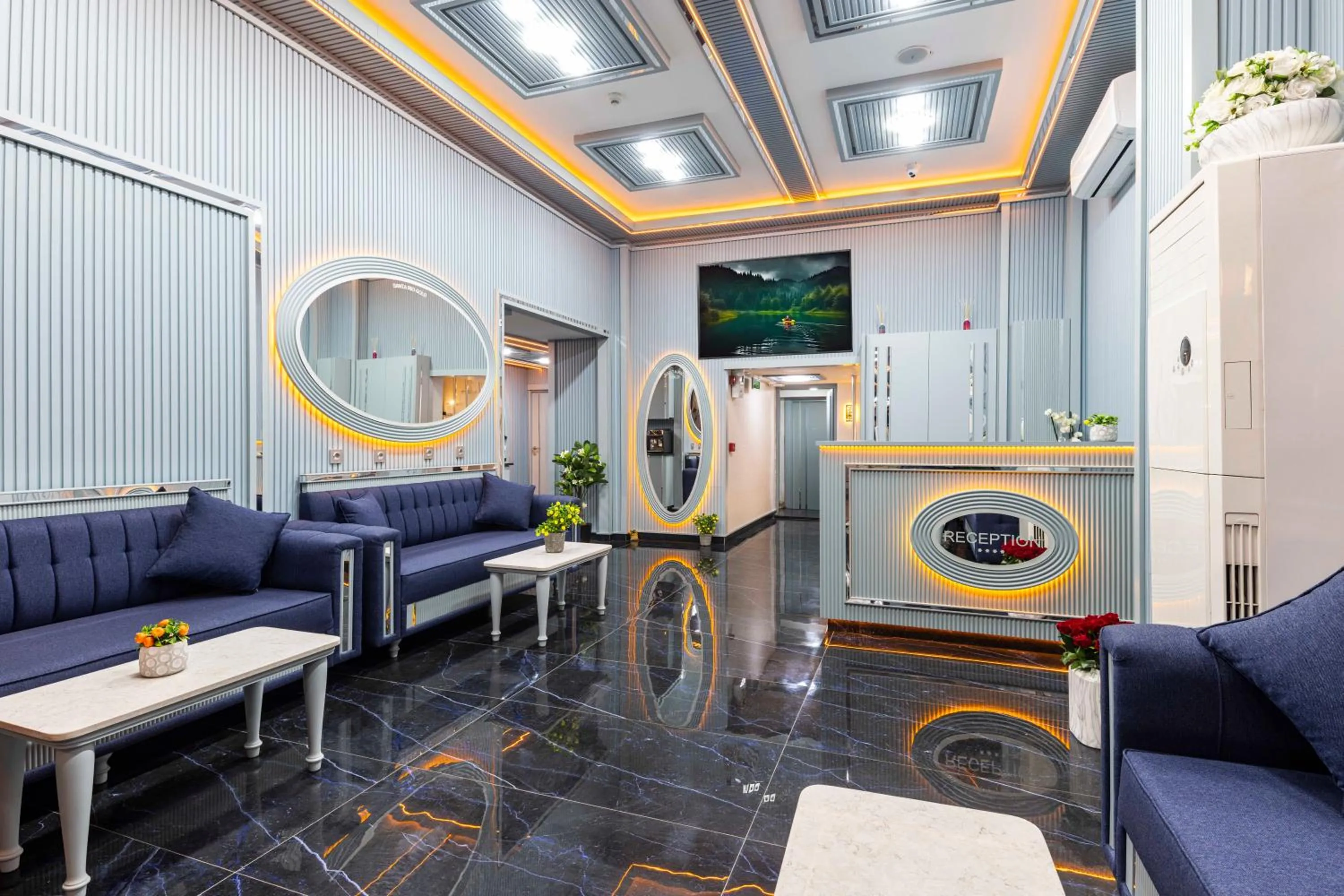 Lobby or reception in Santa Rio Gold Taxim Hotel