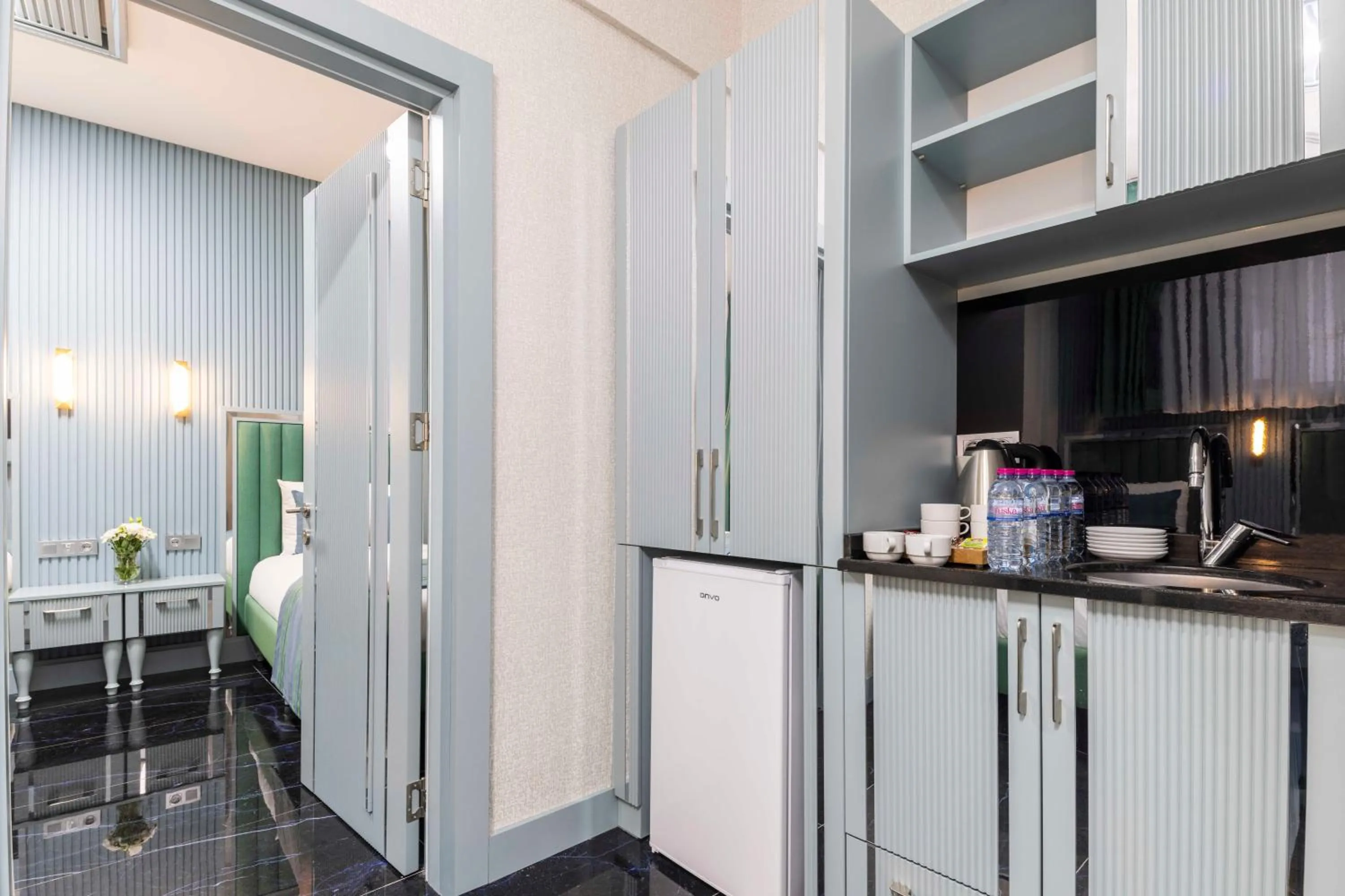 Kitchen or kitchenette in Santa Rio Gold Taxim Hotel