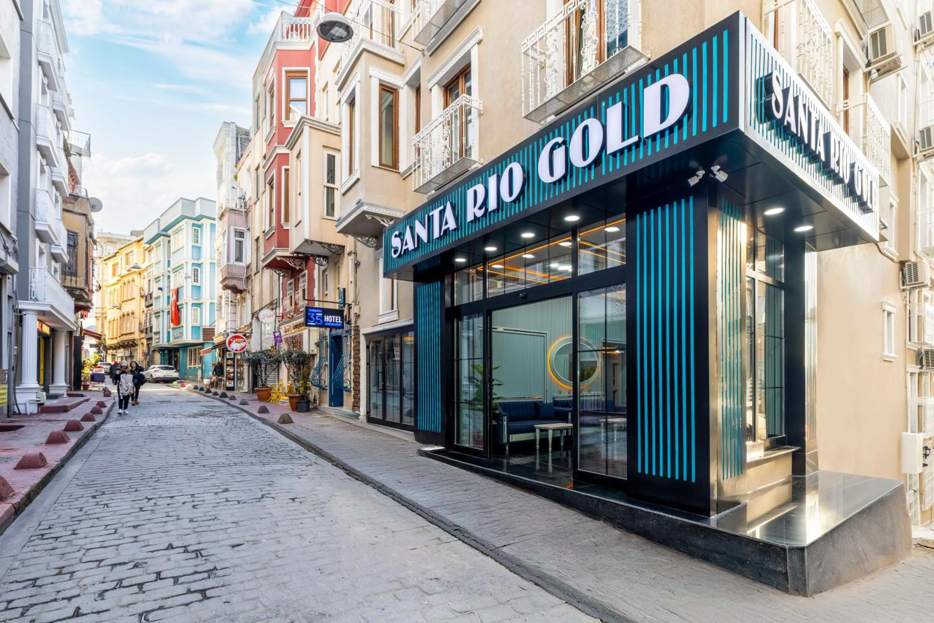 Street view in Santa Rio Gold Taxim Hotel