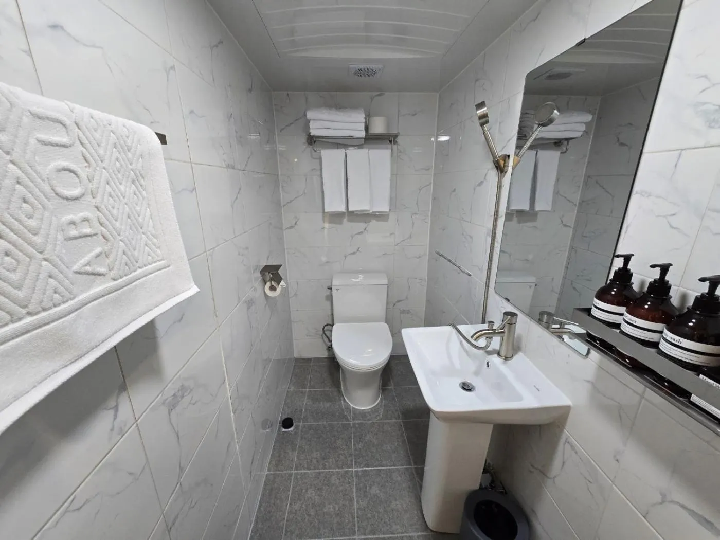 Property building in About Stay Dongdaemun