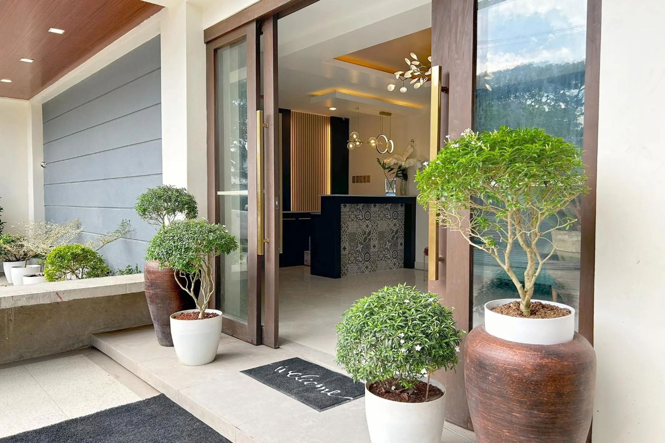 Facade/entrance in 717 Residences Iloilo