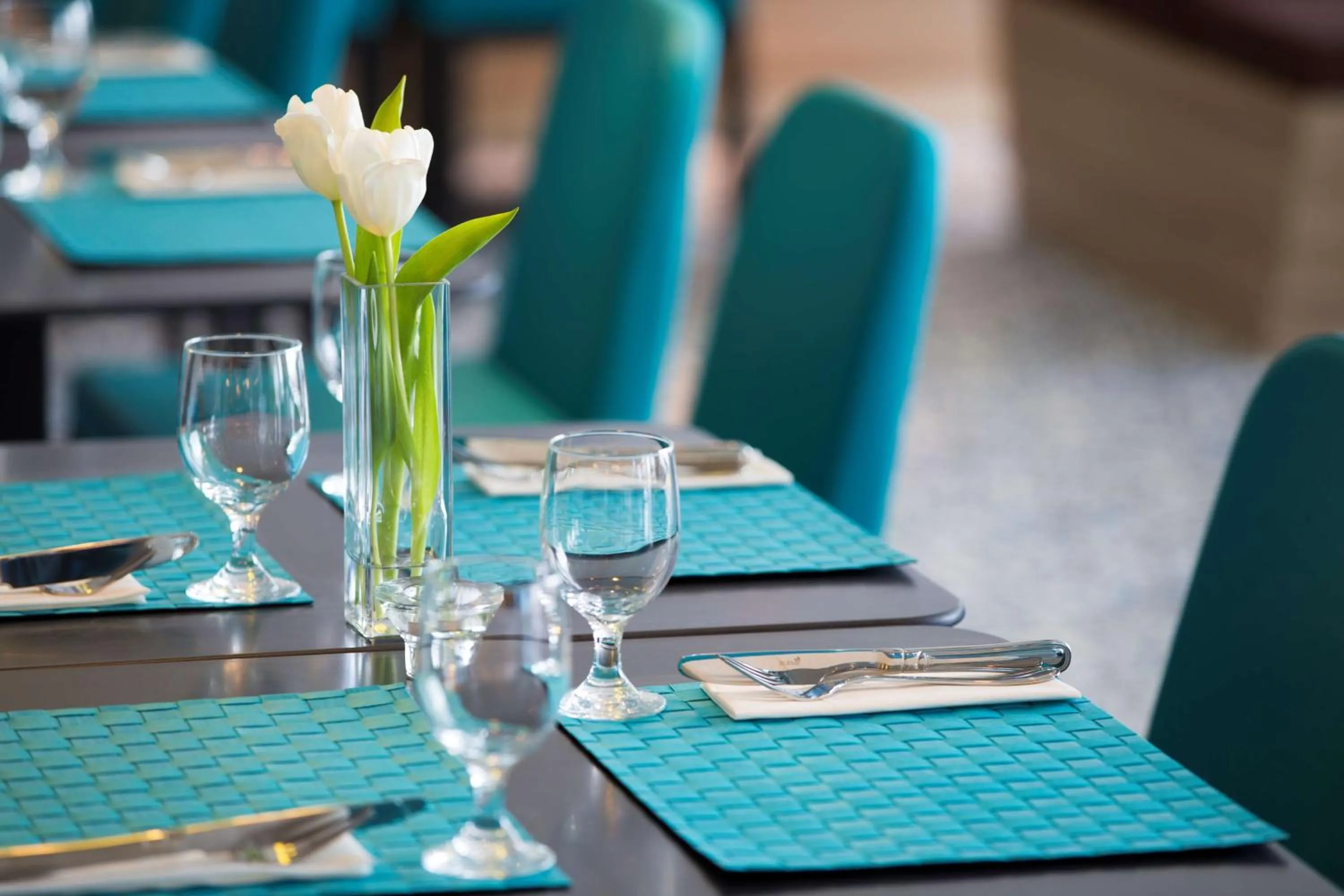 Restaurant/places to eat in Park Inn by Radisson Dammam