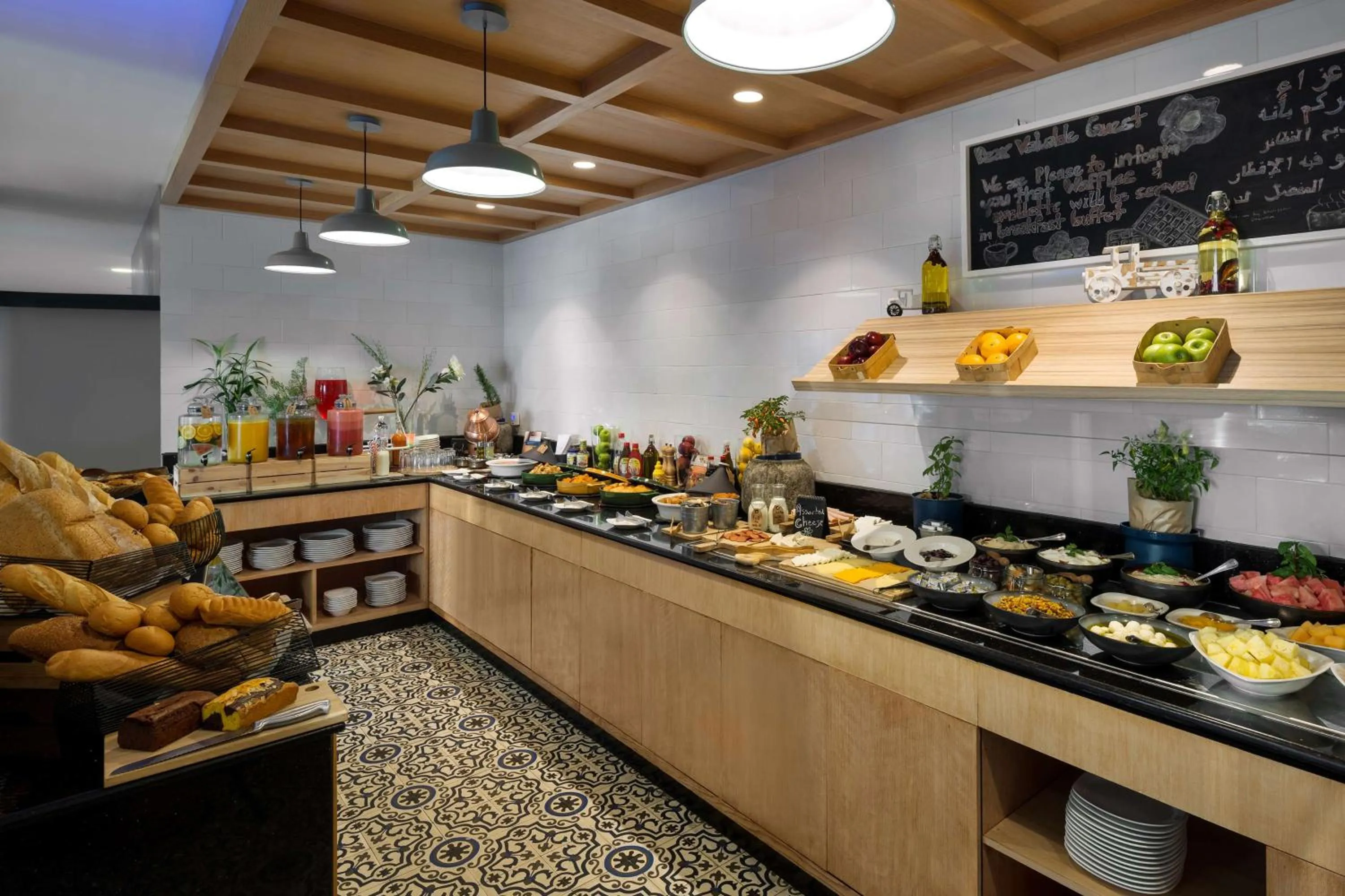 Restaurant/places to eat in Park Inn by Radisson Dammam