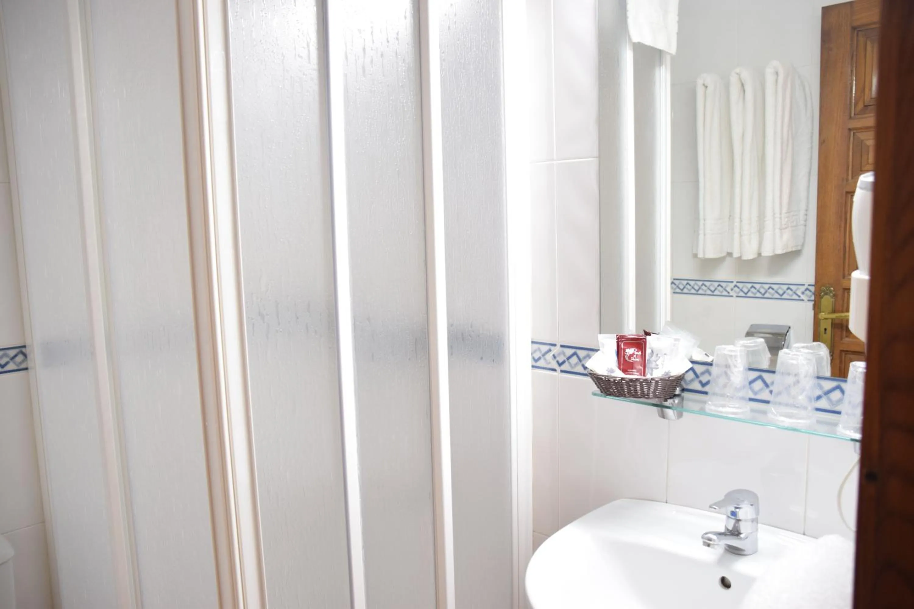 Bathroom in Hostal Anosa Casa