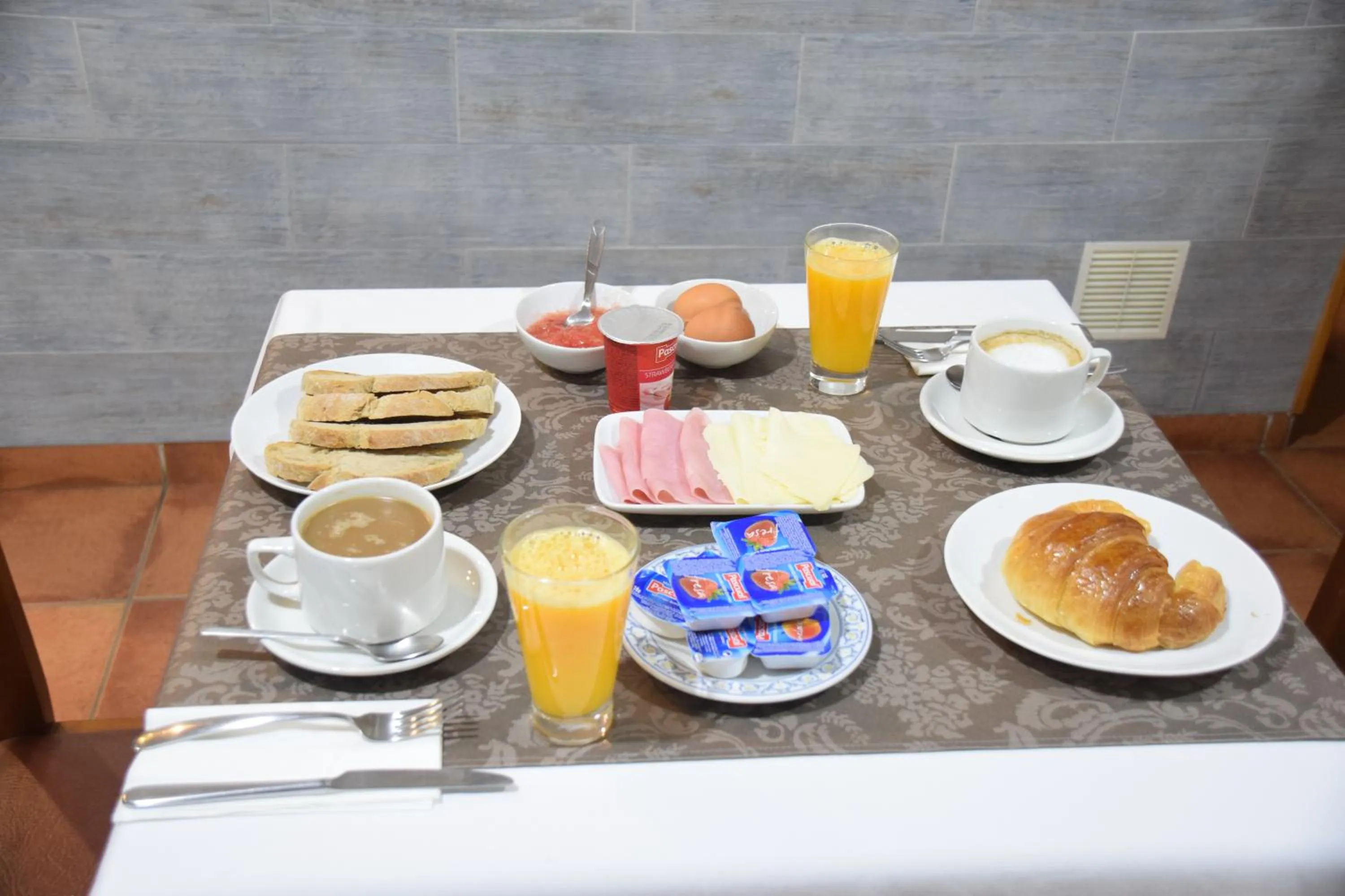 Lounge or bar in Hostal Anosa Casa