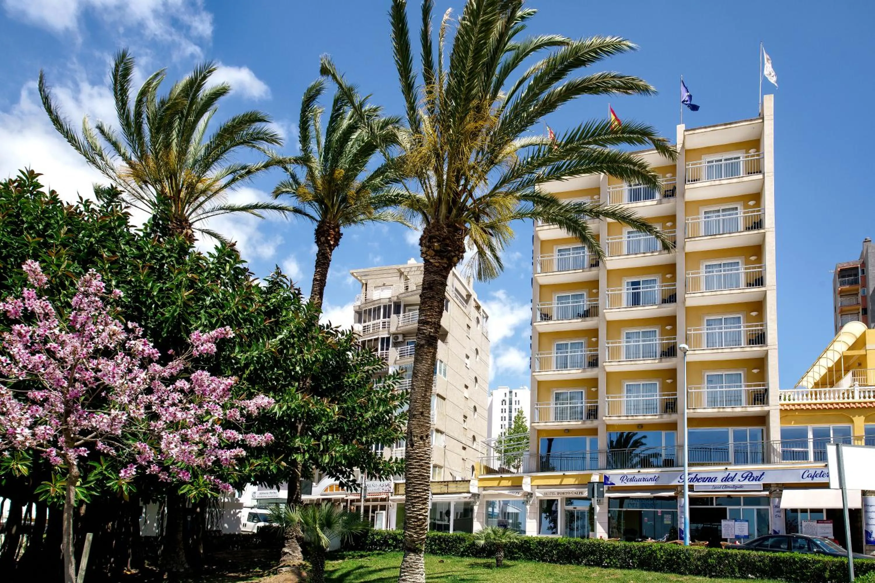 Property building in Hotel Porto Calpe