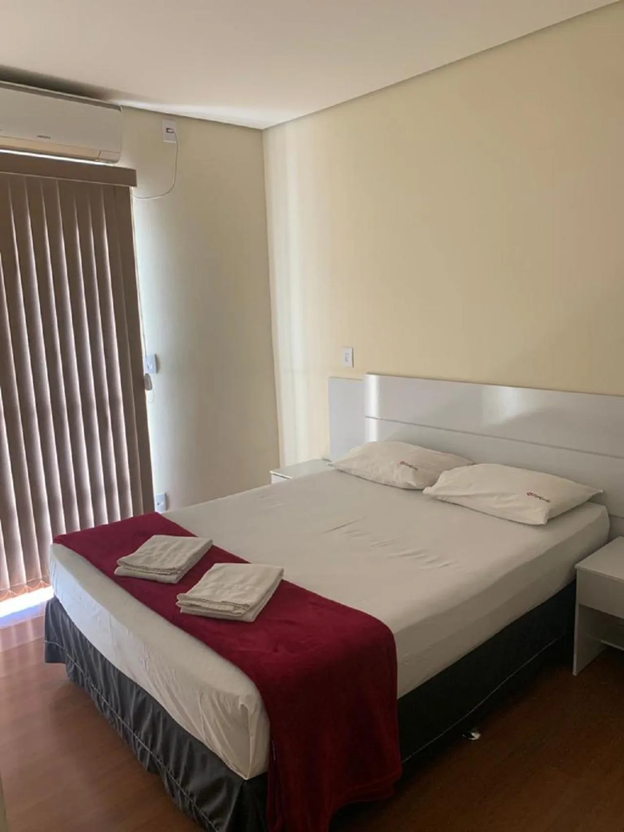 Bedroom, Bed in Flor Que Ri - Flats Mobiliados na Melhor Localização