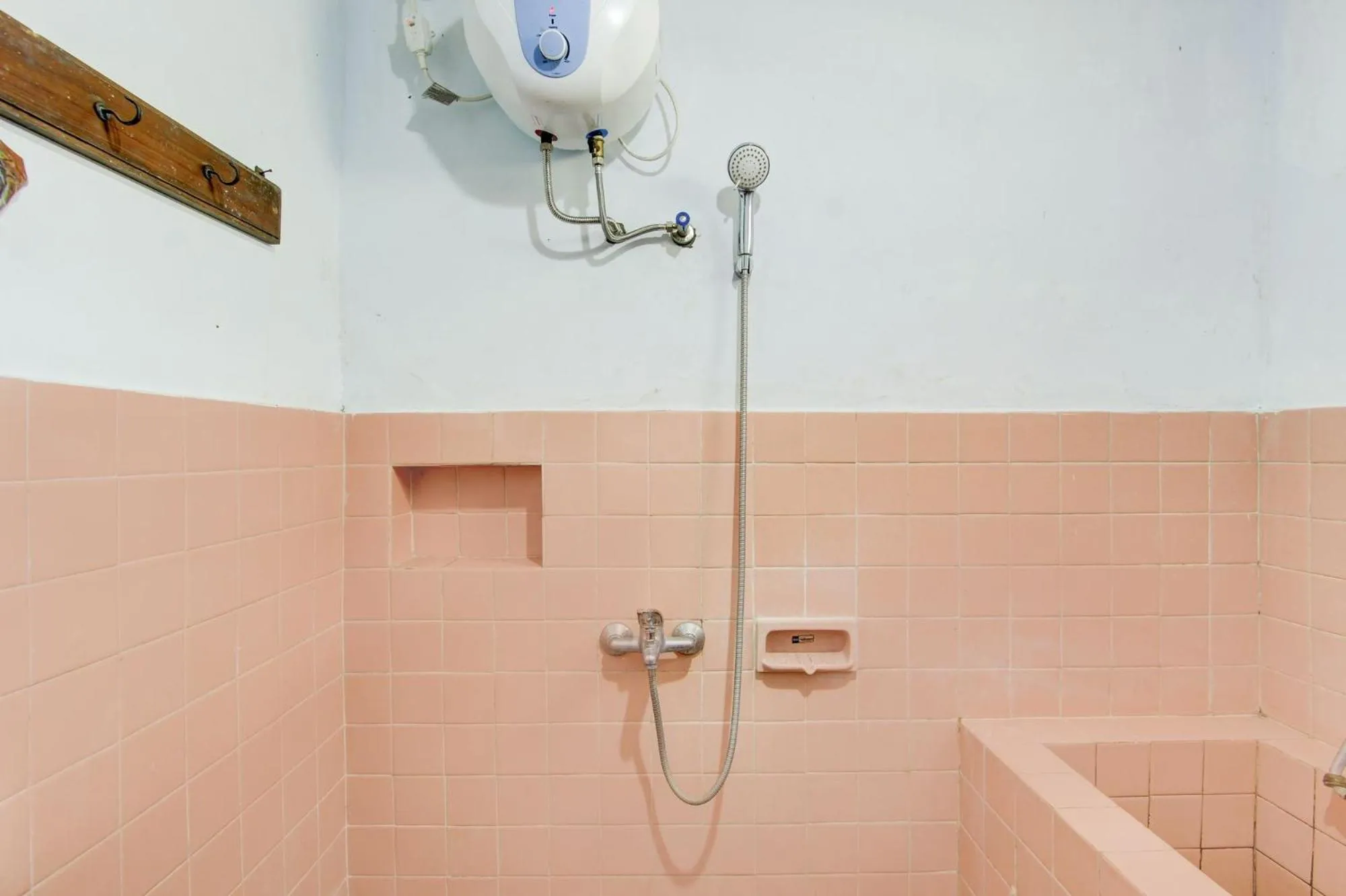 Bathroom in Hotel O Joglo Menoreh Resto & Homestay