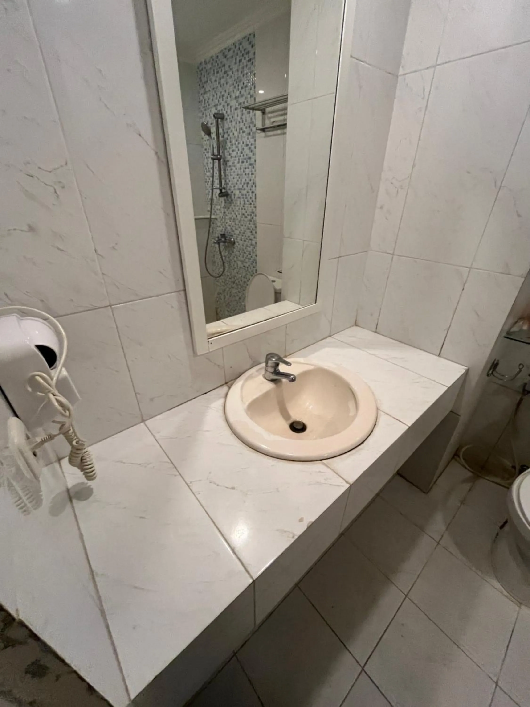 Bathroom in Hotel O Kebayoran