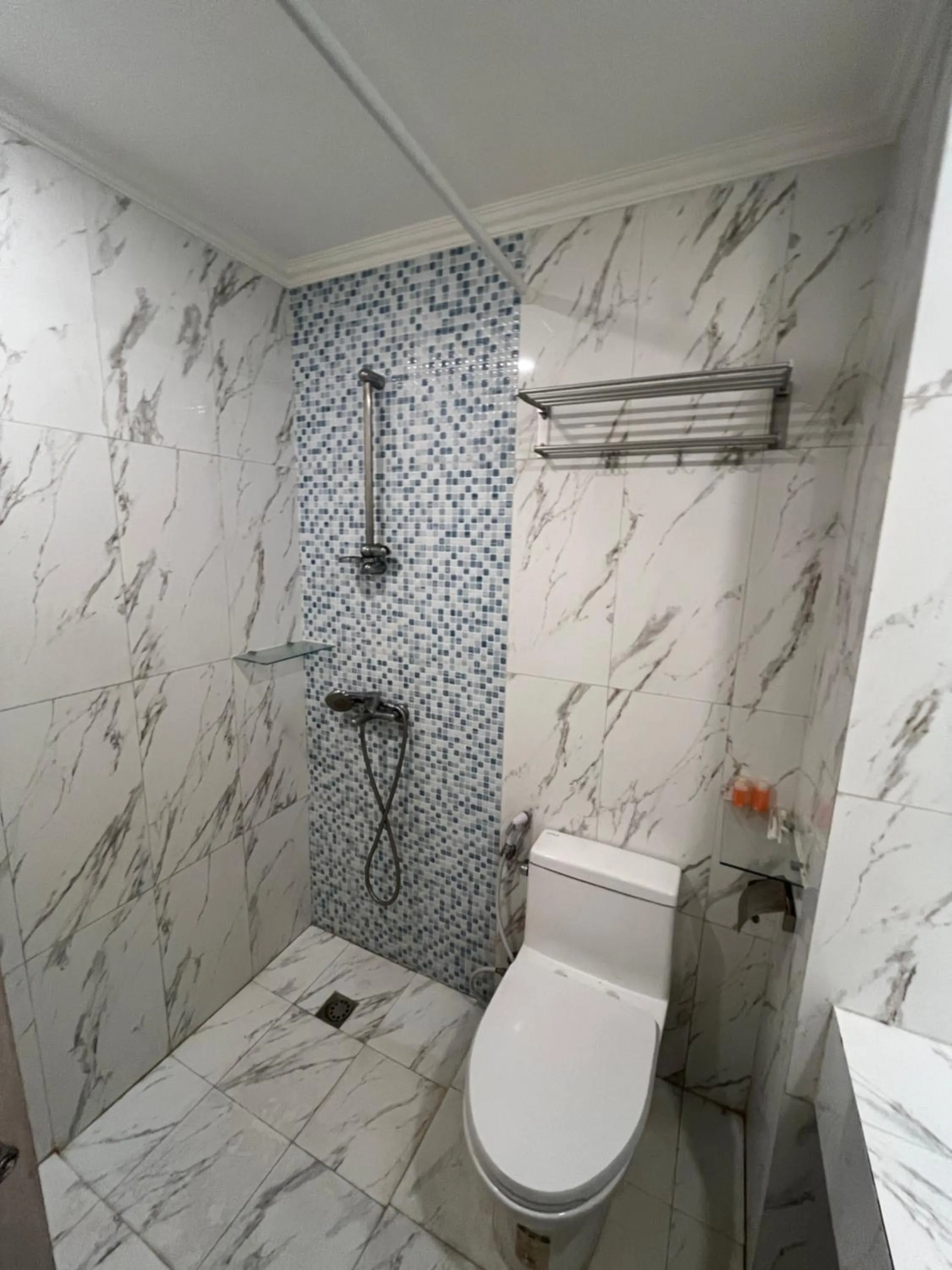 Bathroom in Hotel O Kebayoran