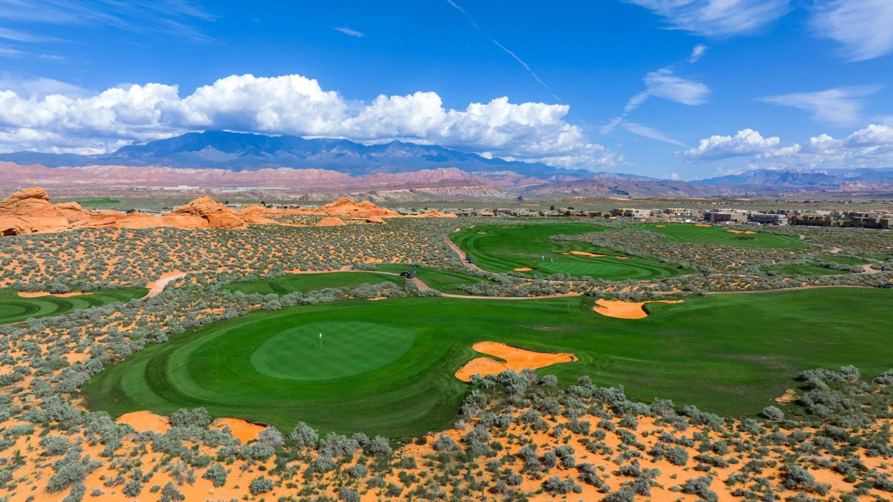 Golfcourse in Vacation Rentals at Sand Hollow Resort