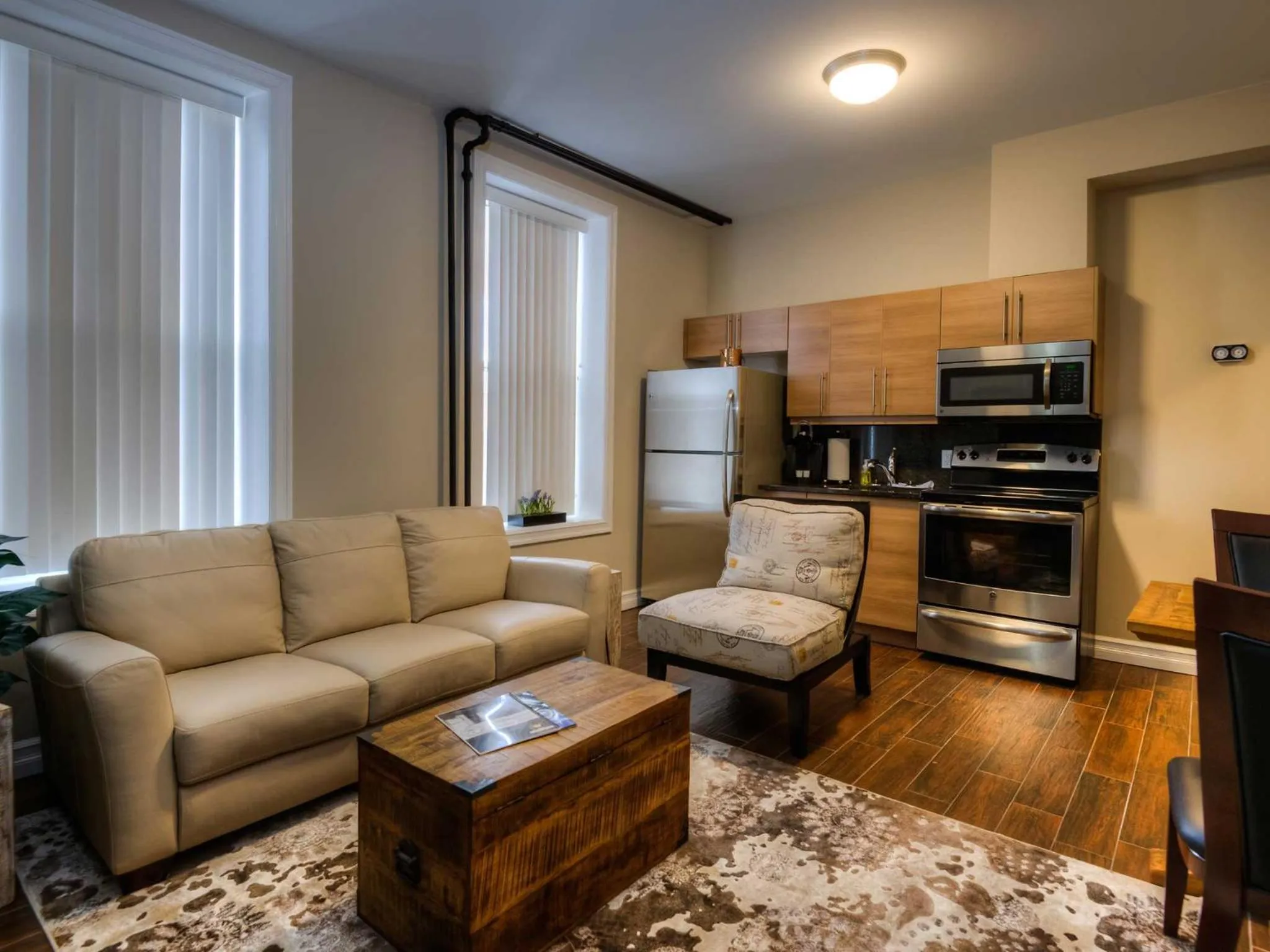 TV and multimedia in Western Hotel & Executive Suites