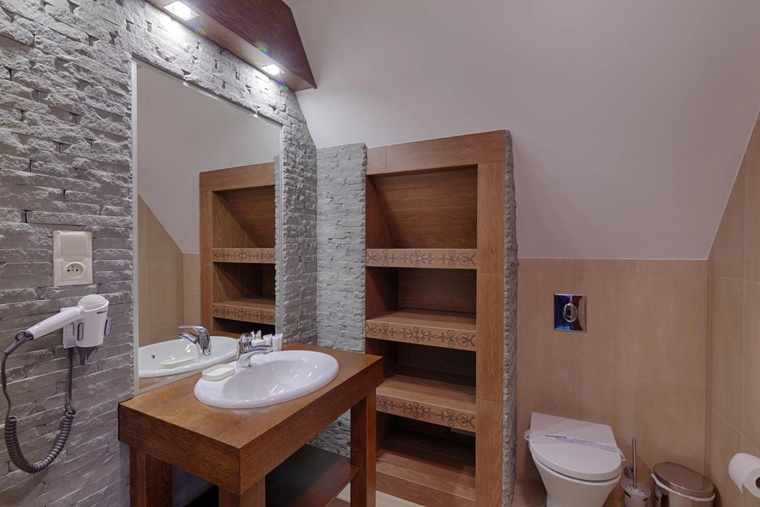 Bathroom in Willa Kmicic