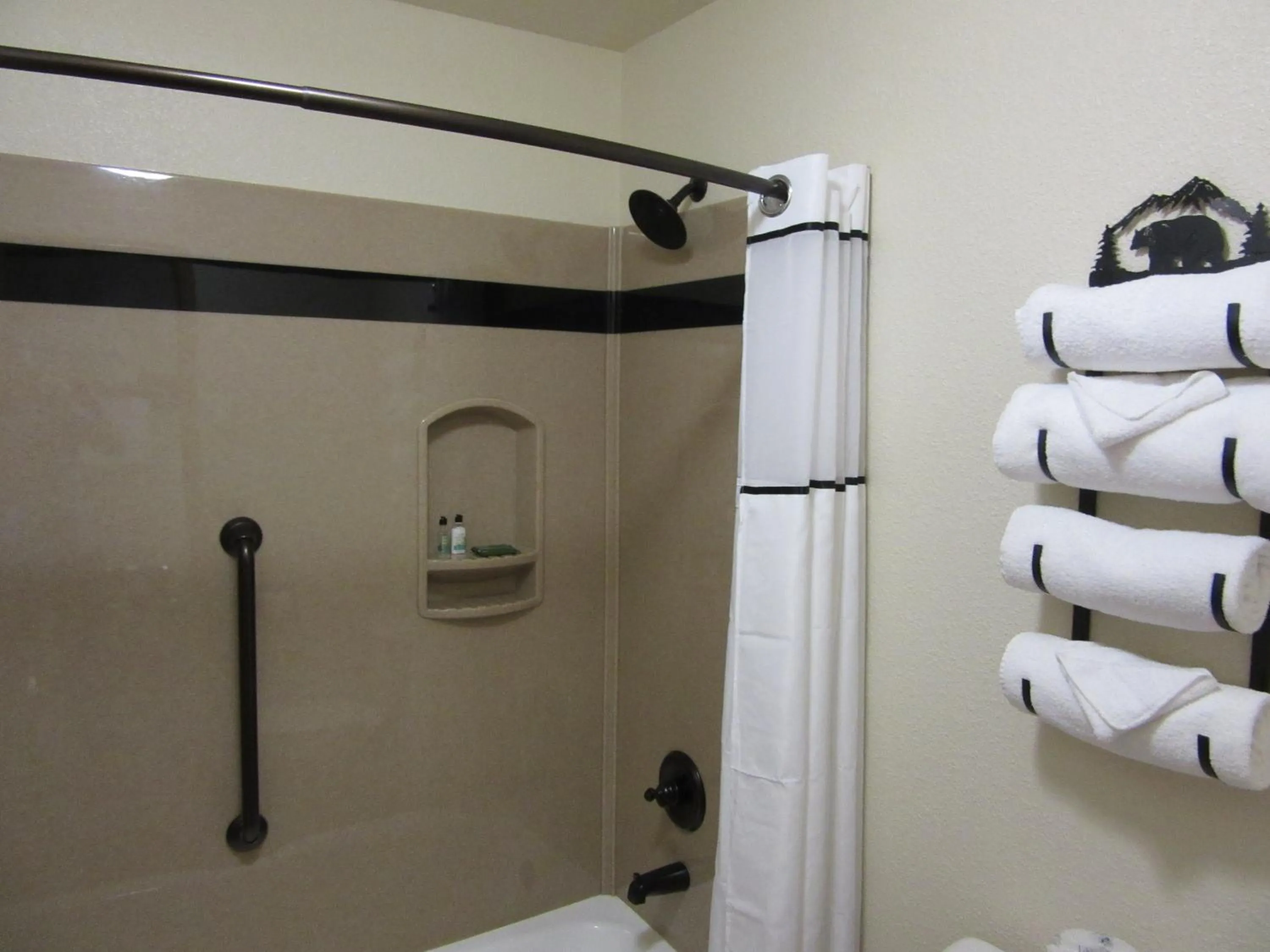 Shower in Crosswinds Inn