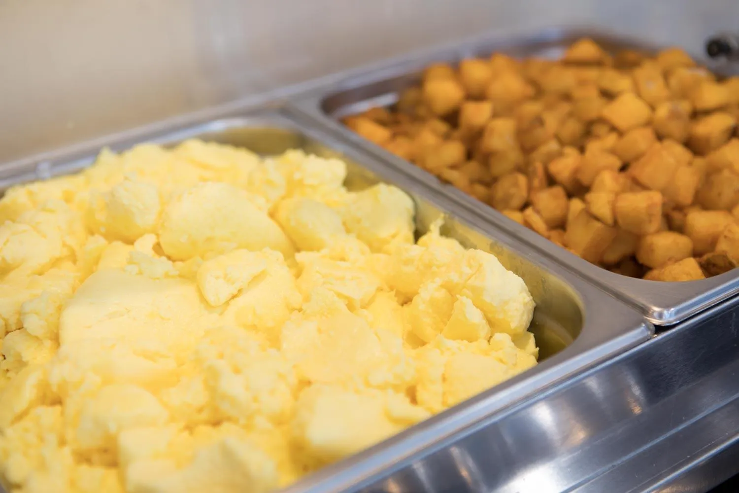 Continental breakfast in Crosswinds Inn