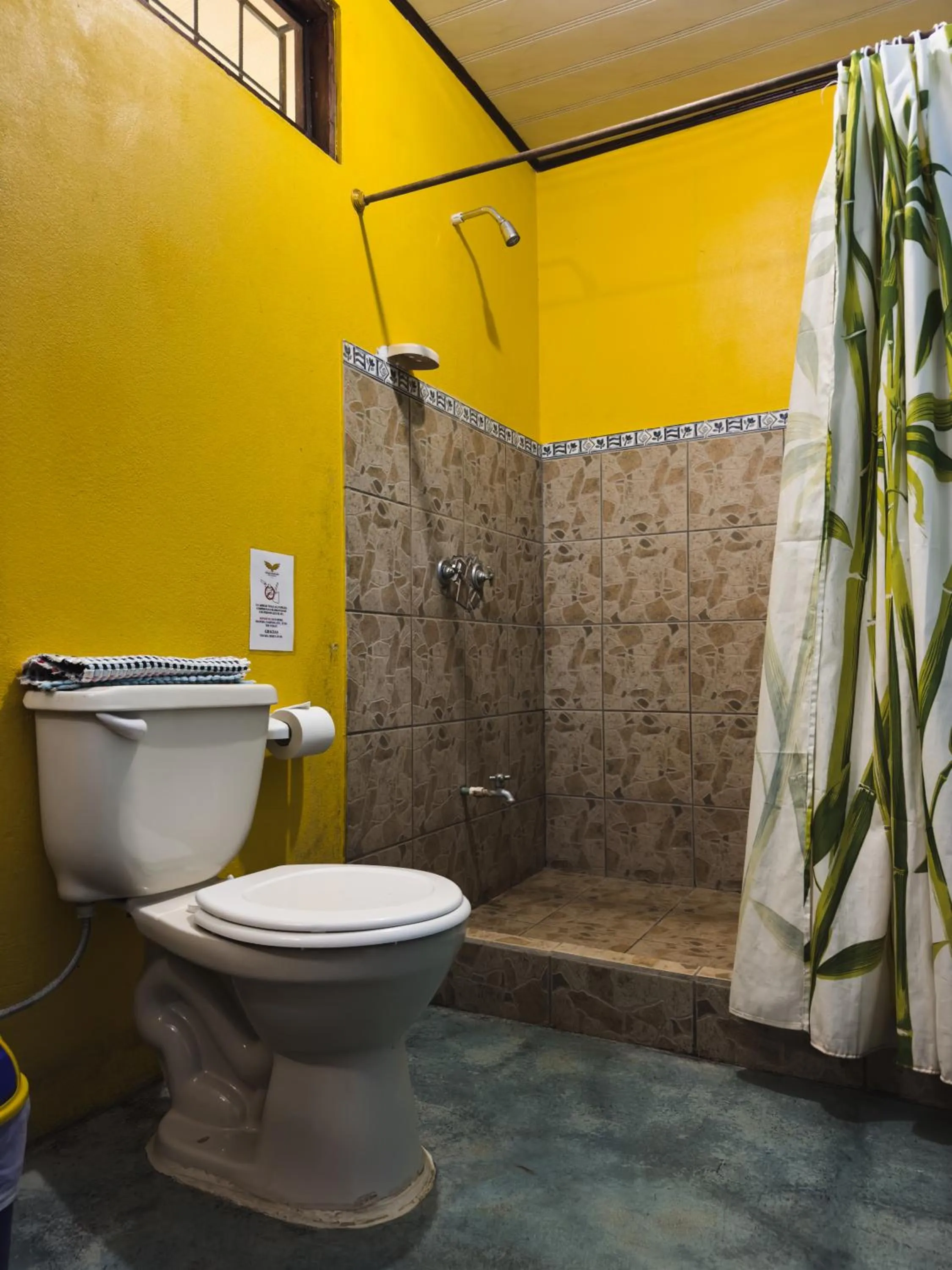 Toilet in Gran Gavilán del Sarapiquí Lodge