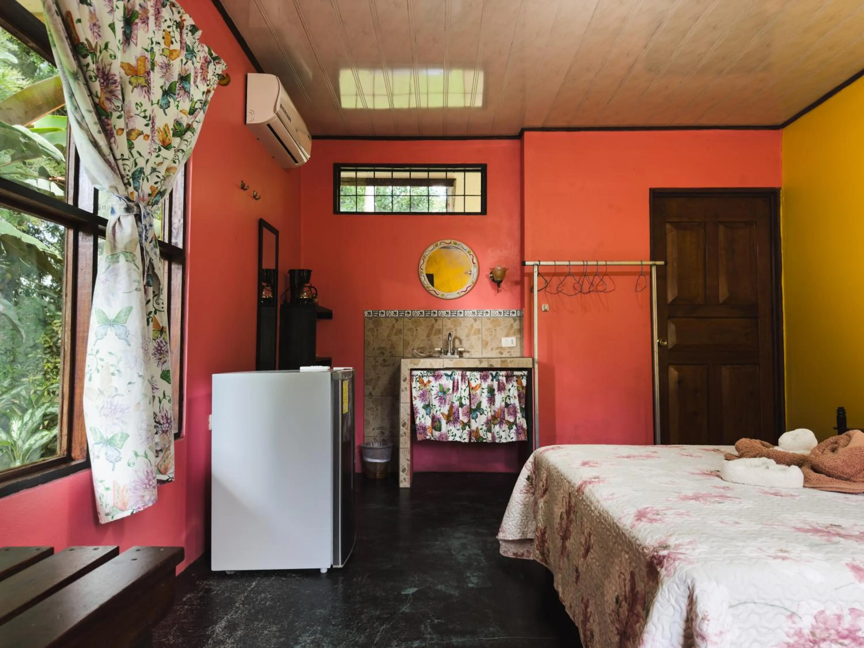 Coffee/tea facilities, Bed in Gran Gavilán del Sarapiquí Lodge