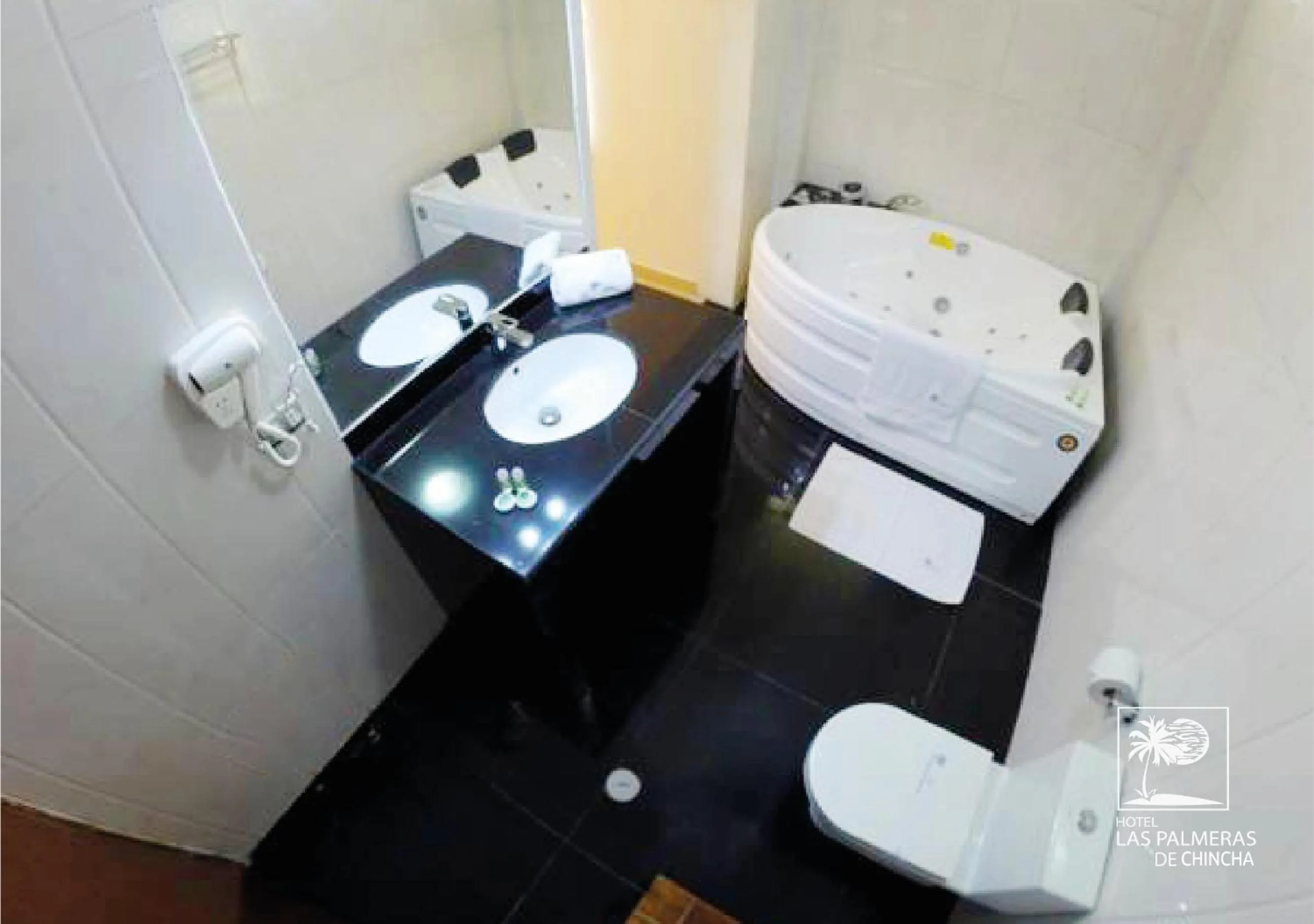 Bathroom in Qallwa Chincha