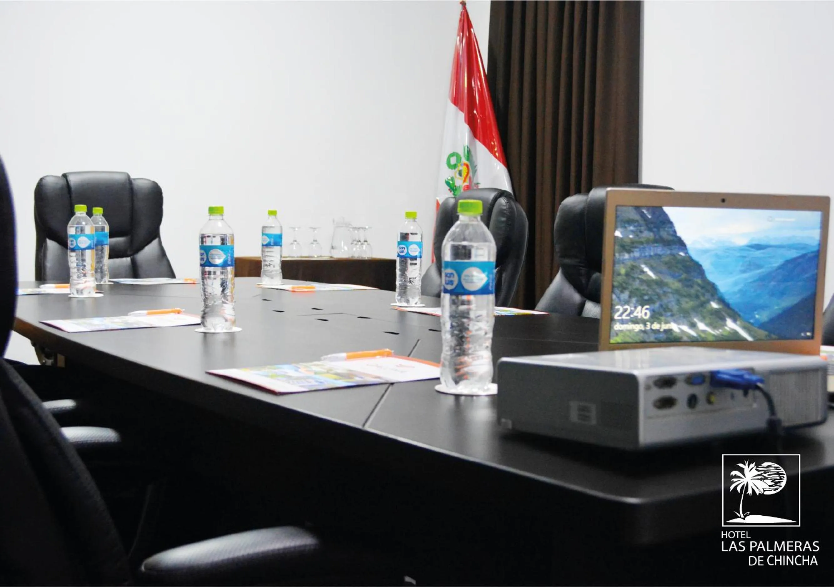 Business facilities in Qallwa Chincha