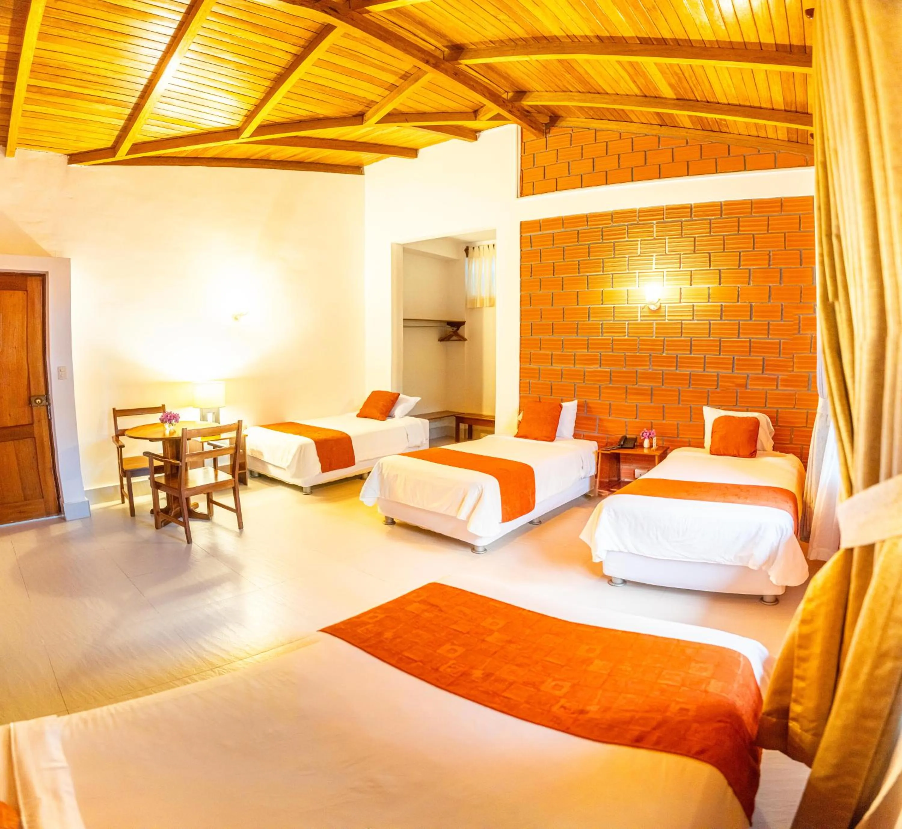 Photo of the whole room, Bed in Altavista Casahotel - Asociado Casa Andina