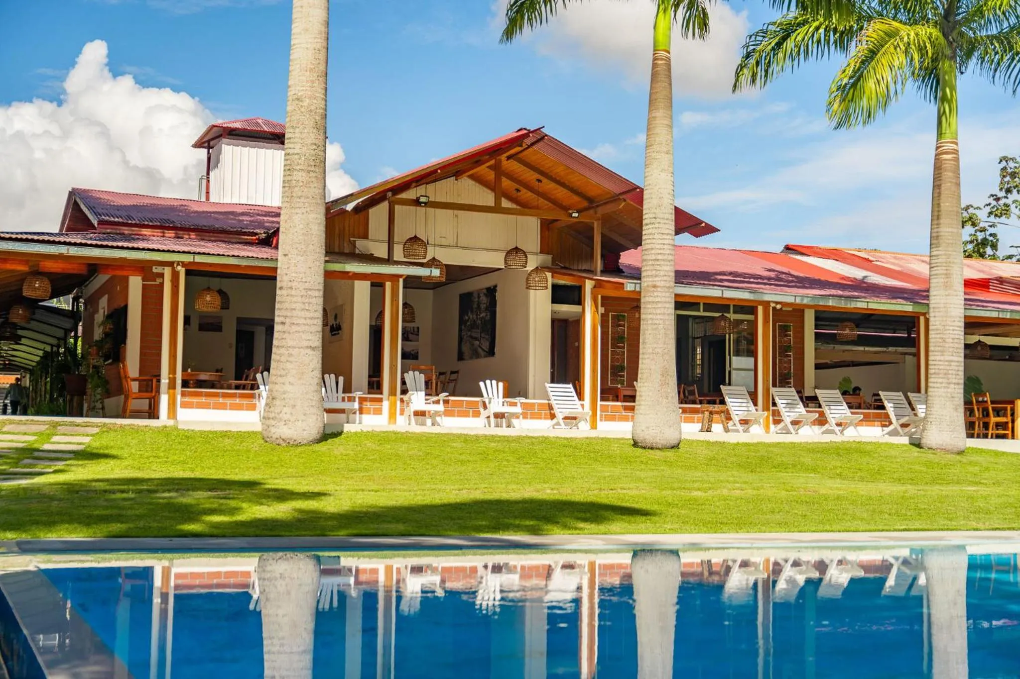 Swimming pool in Altavista Casahotel - Asociado Casa Andina