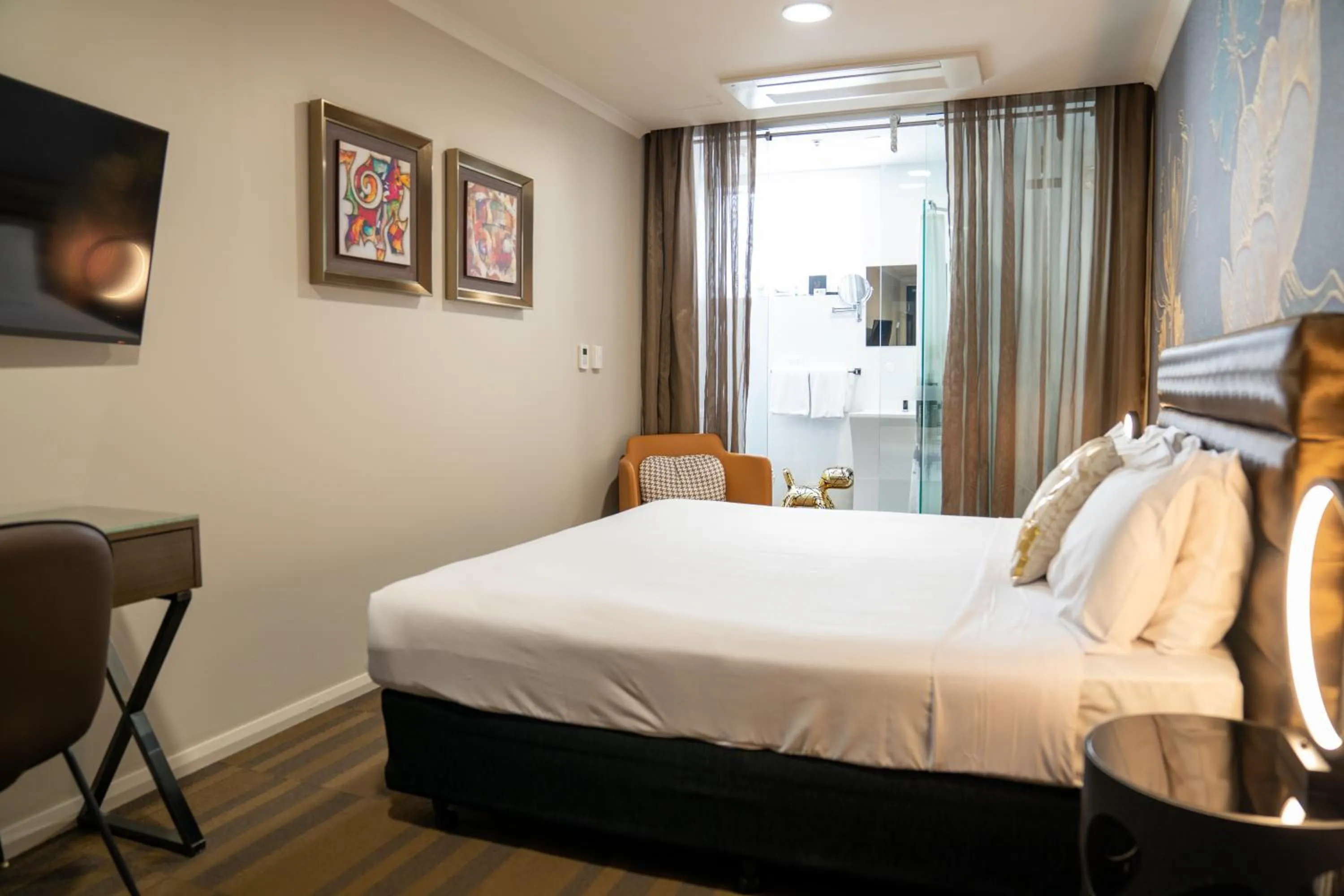 Photo of the whole room, Bed in 57Hotel