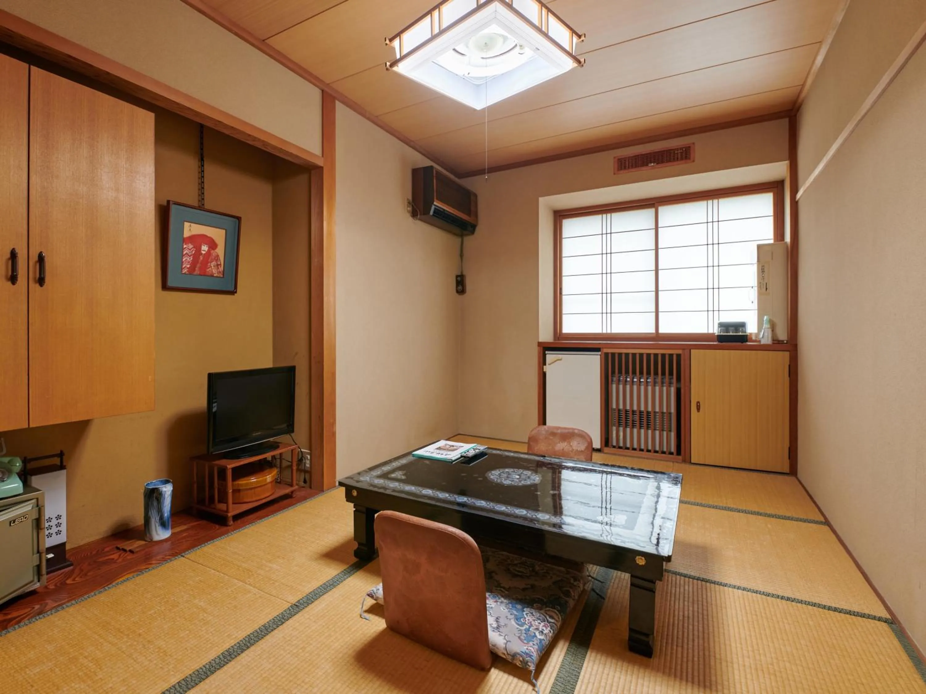 Photo of the whole room in Tabist Ryokufuen Kiyoharu