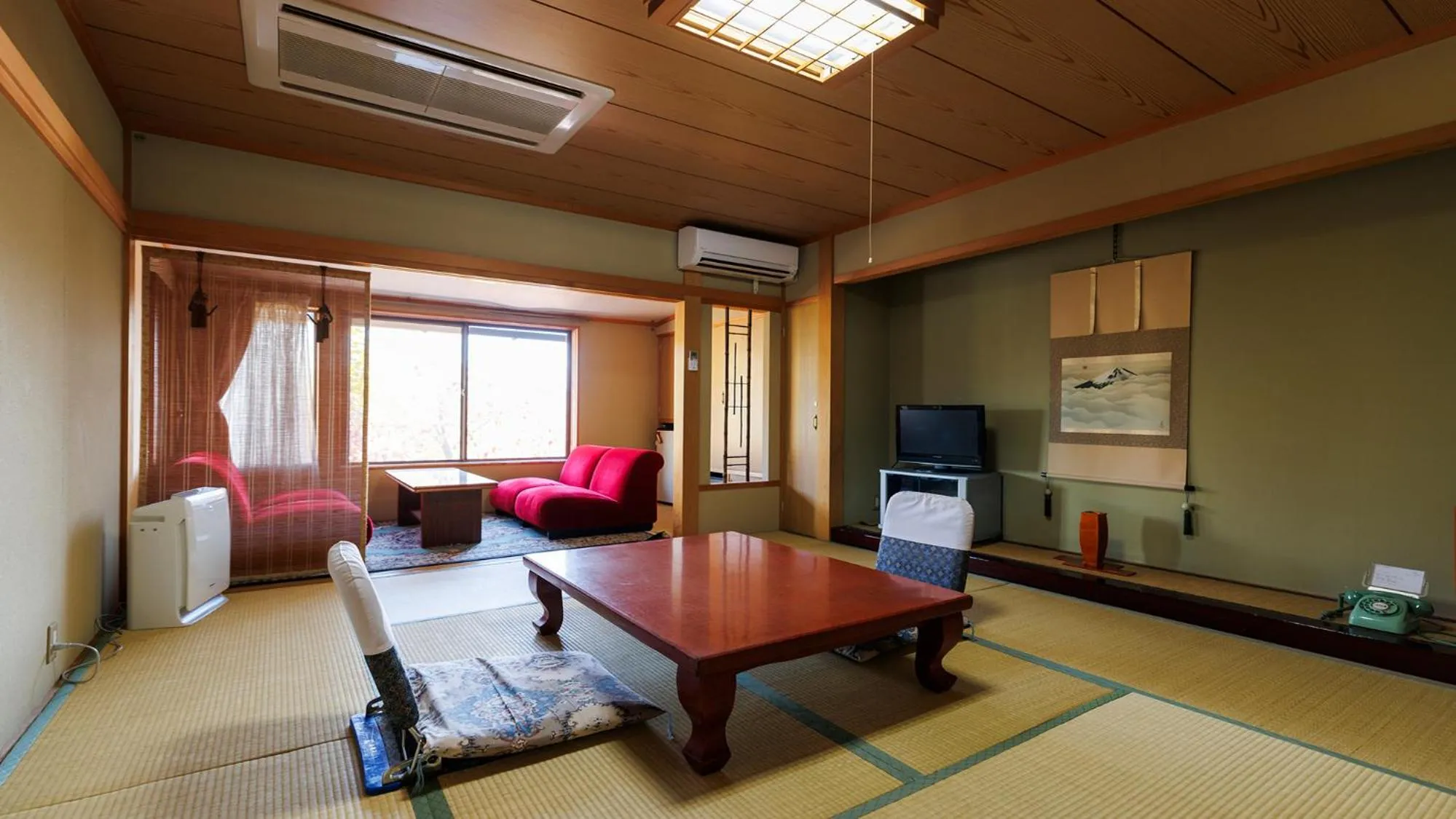 Photo of the whole room in 緑風苑 きよはる Ryokufuen Kiyoharu