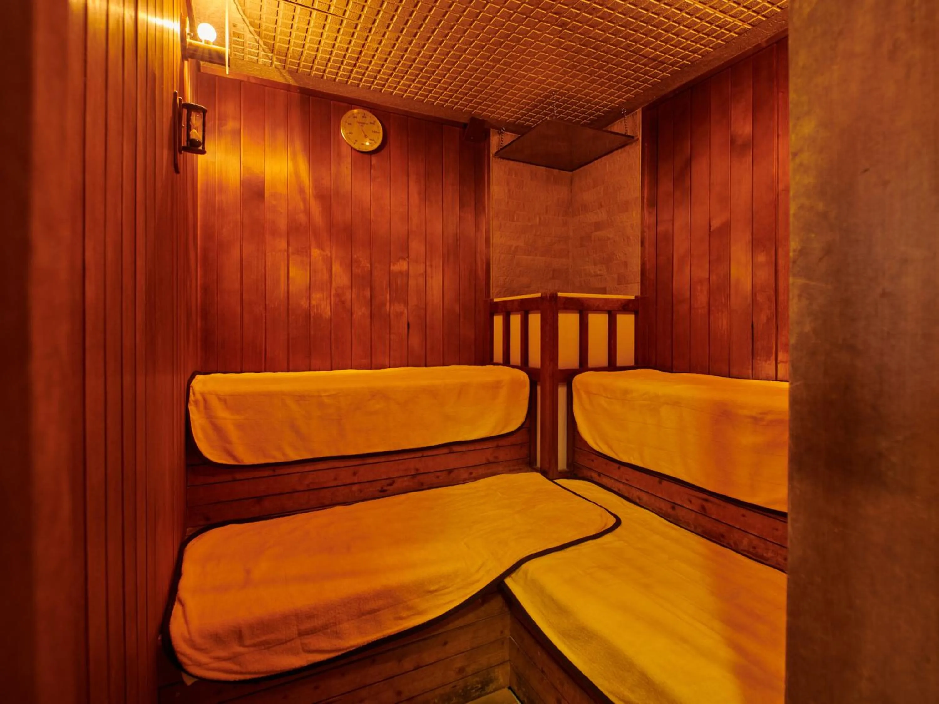 Sauna, Bed in Tabist Ryokufuen Kiyoharu