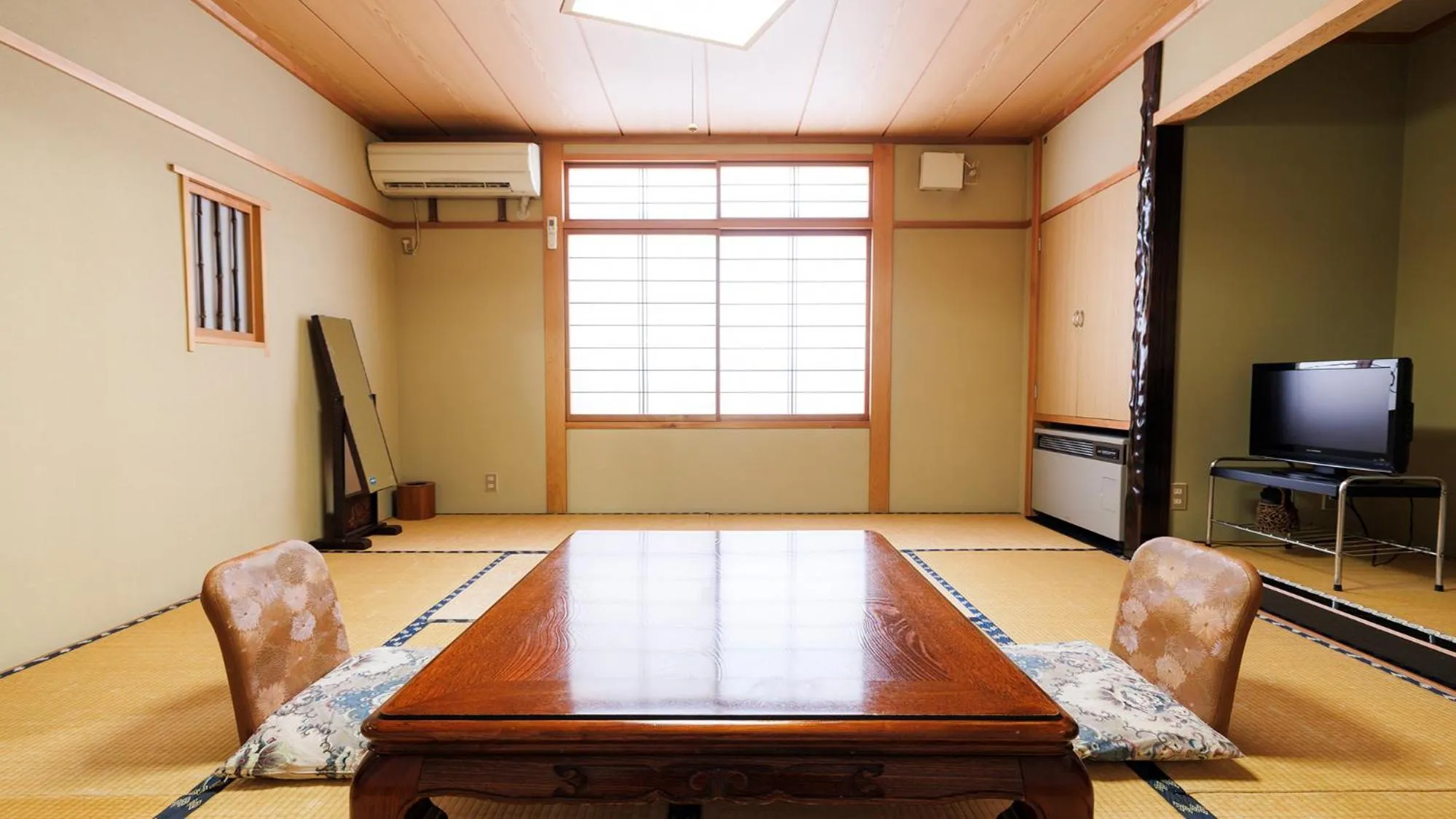 Photo of the whole room in 緑風苑 きよはる Ryokufuen Kiyoharu