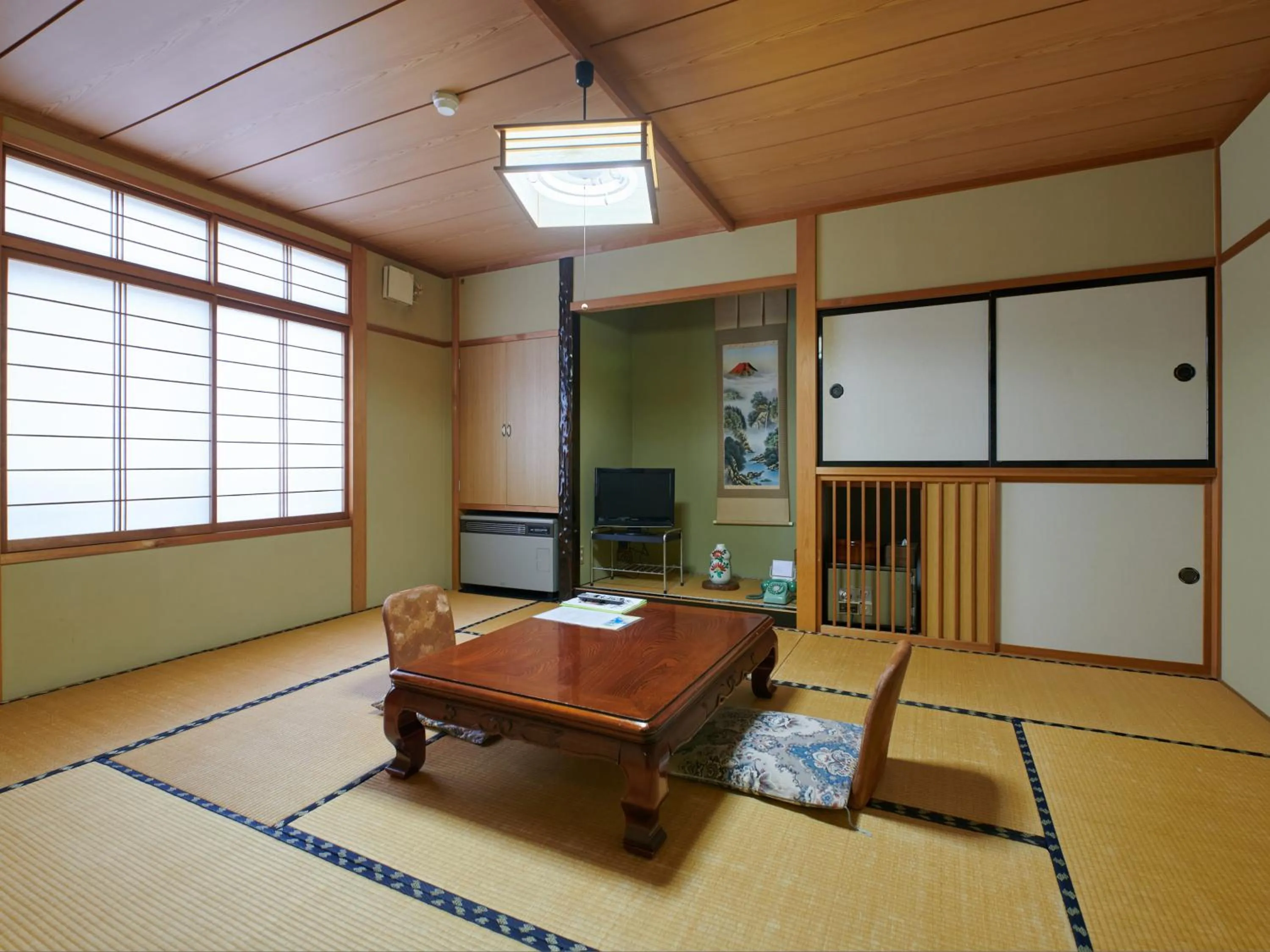 Photo of the whole room in Tabist Ryokufuen Kiyoharu