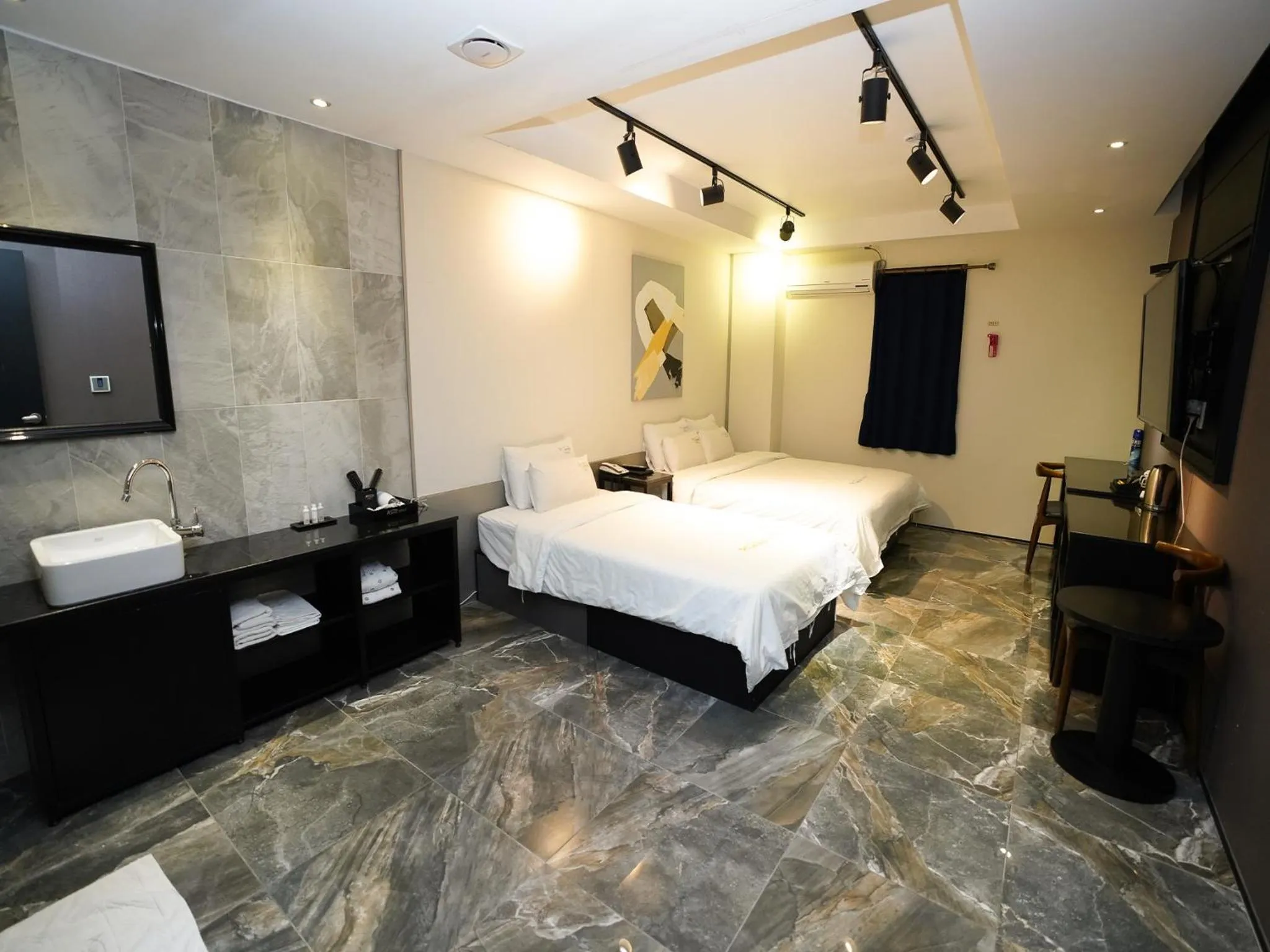 Photo of the whole room, Bed in Almond Hotel Busan Station