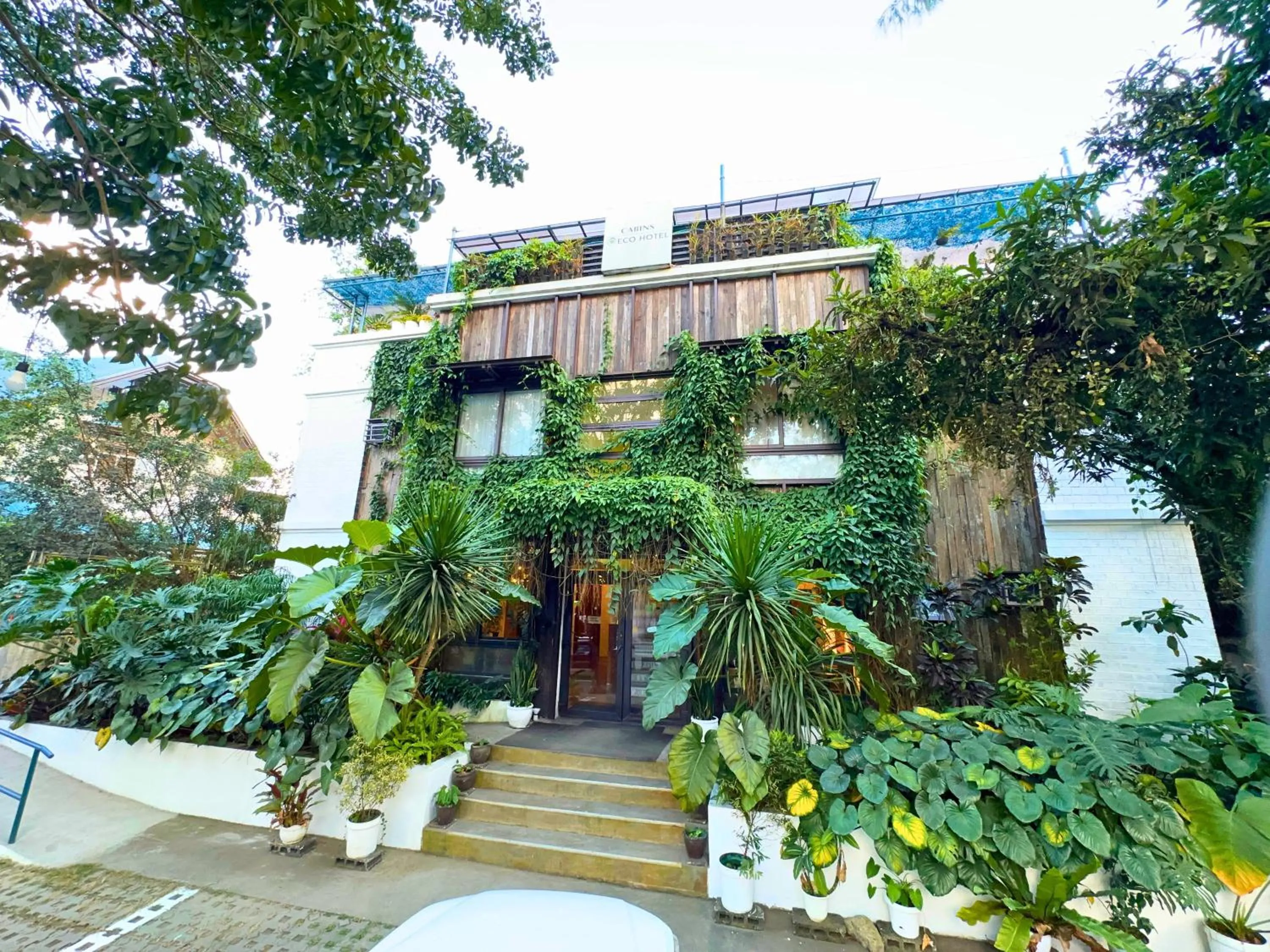 Property building in Cabins by Eco Hotels