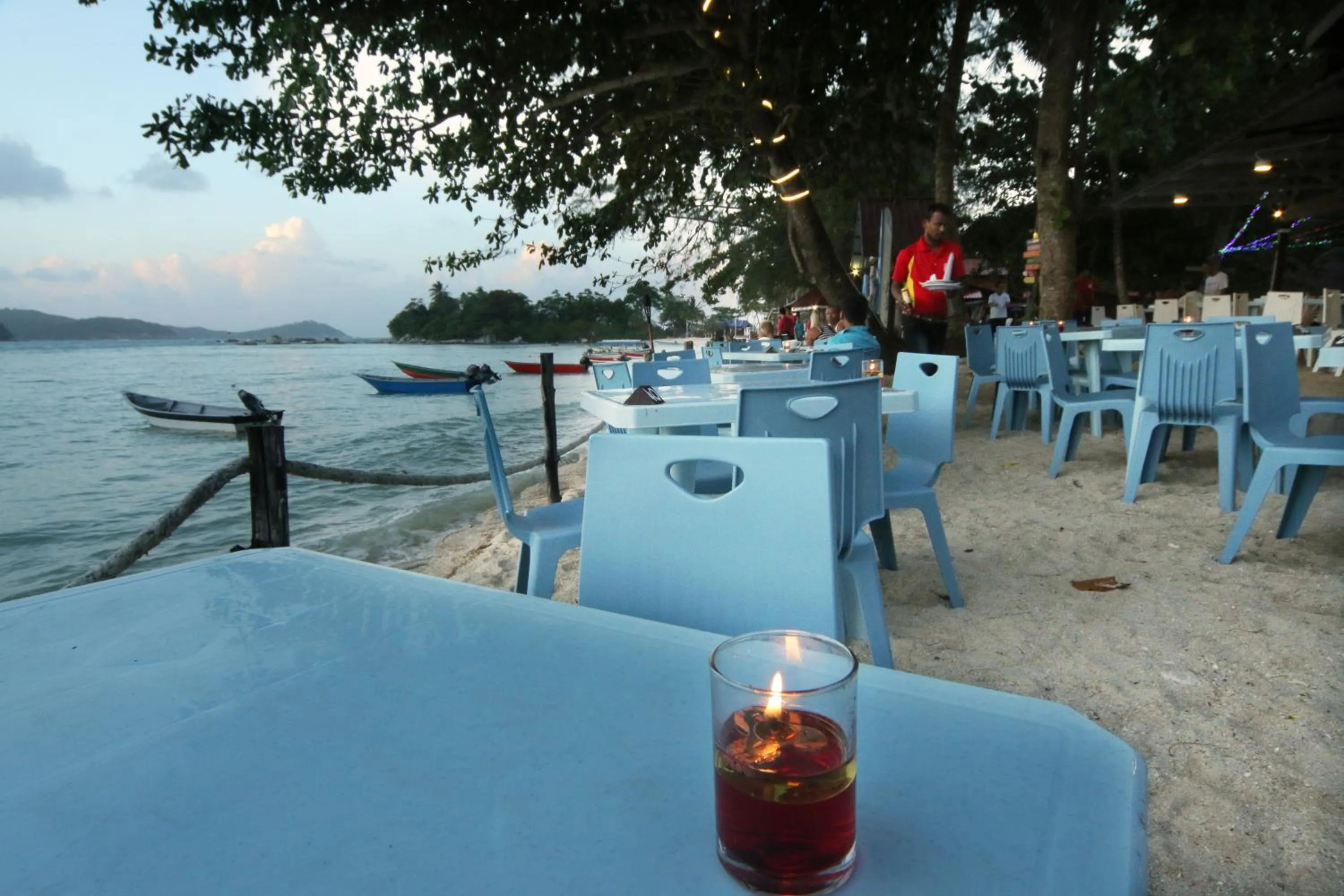 Restaurant/places to eat in The Barat Perhentian