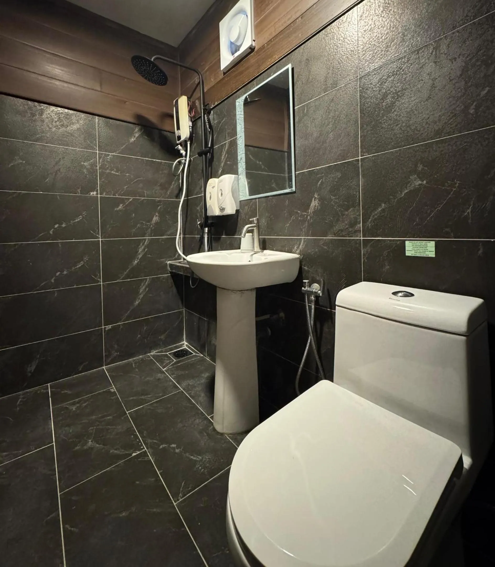 Shower in The Barat Perhentian