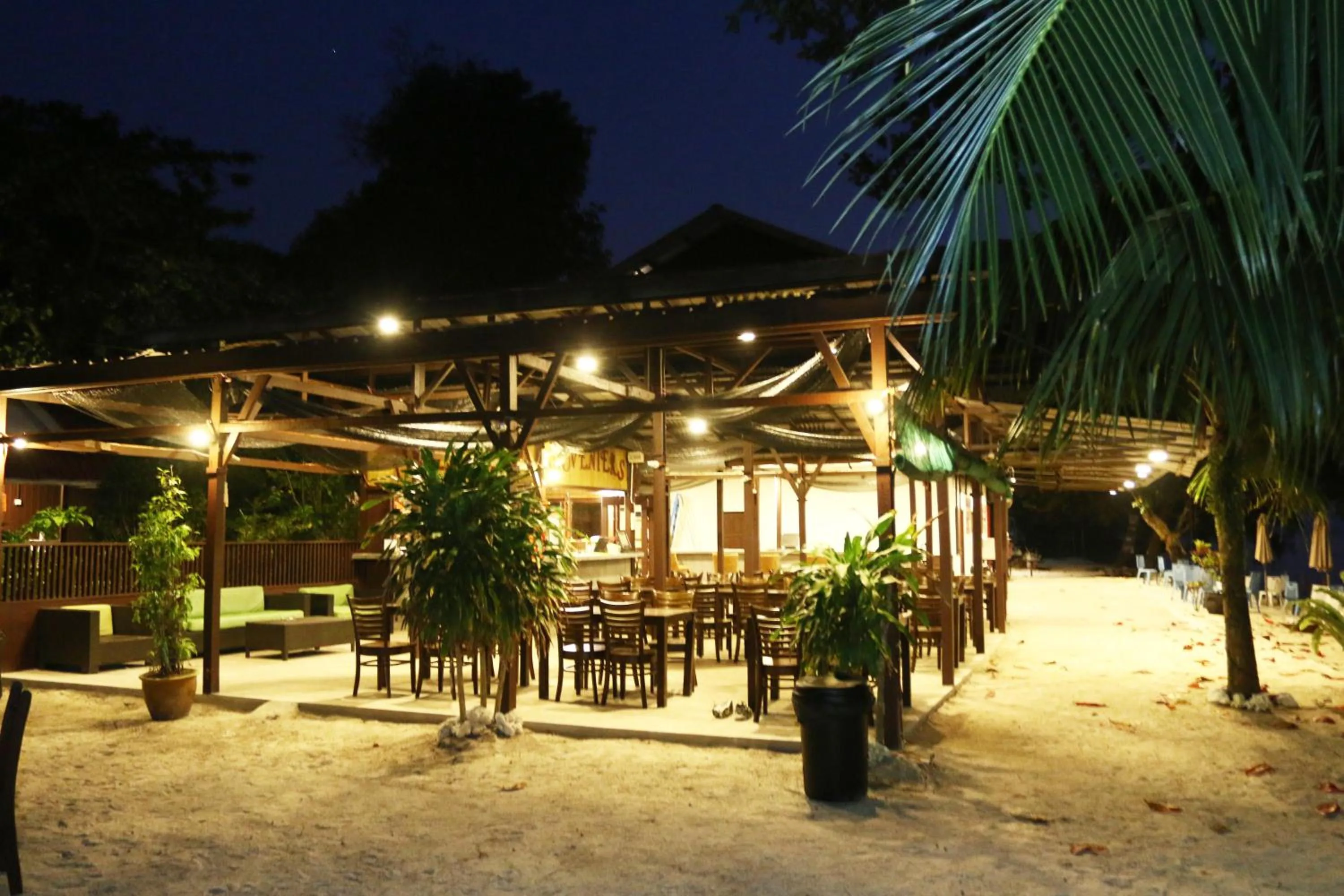 Restaurant/places to eat in The Barat Perhentian