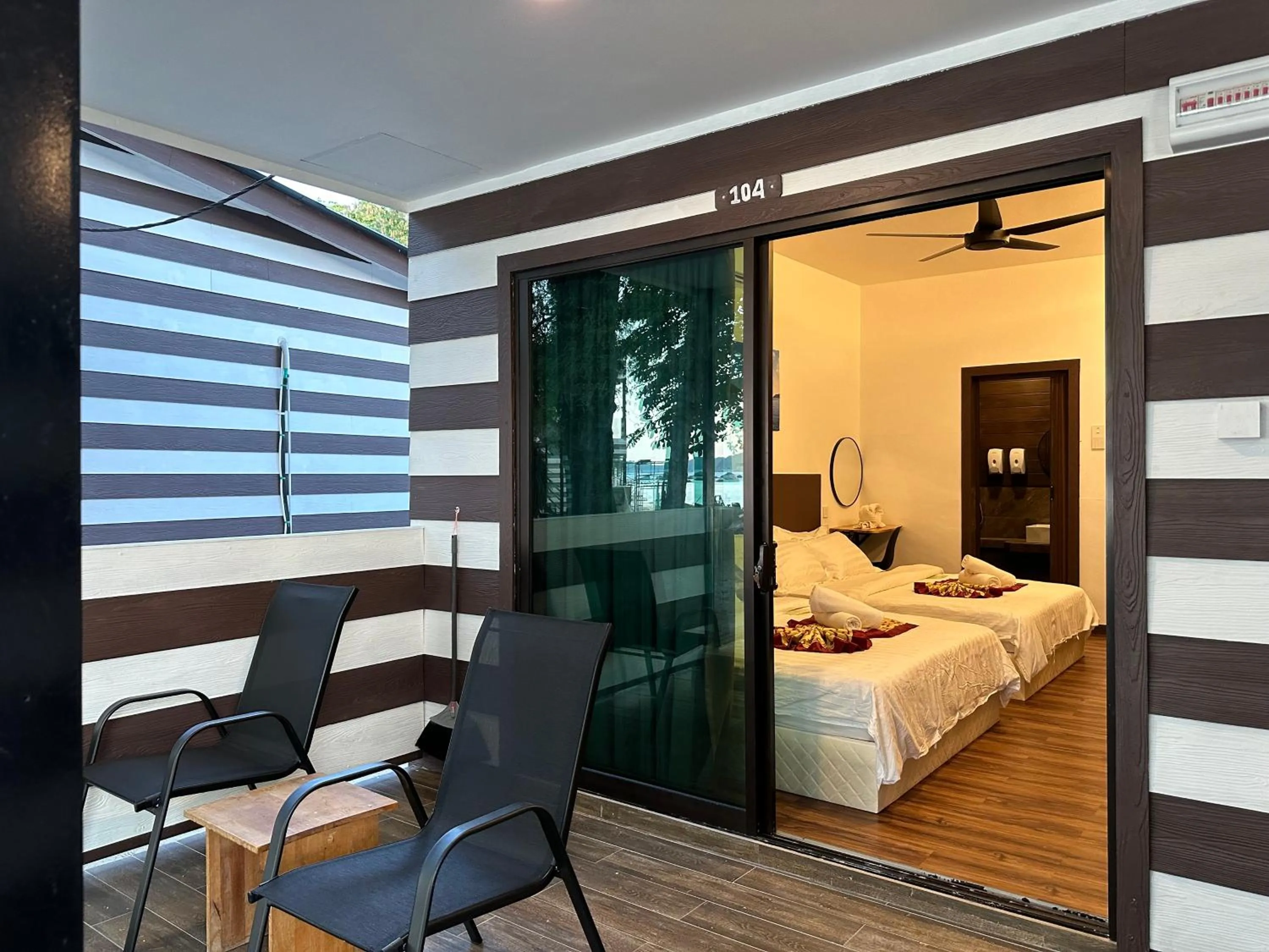 Bed in The Barat Perhentian