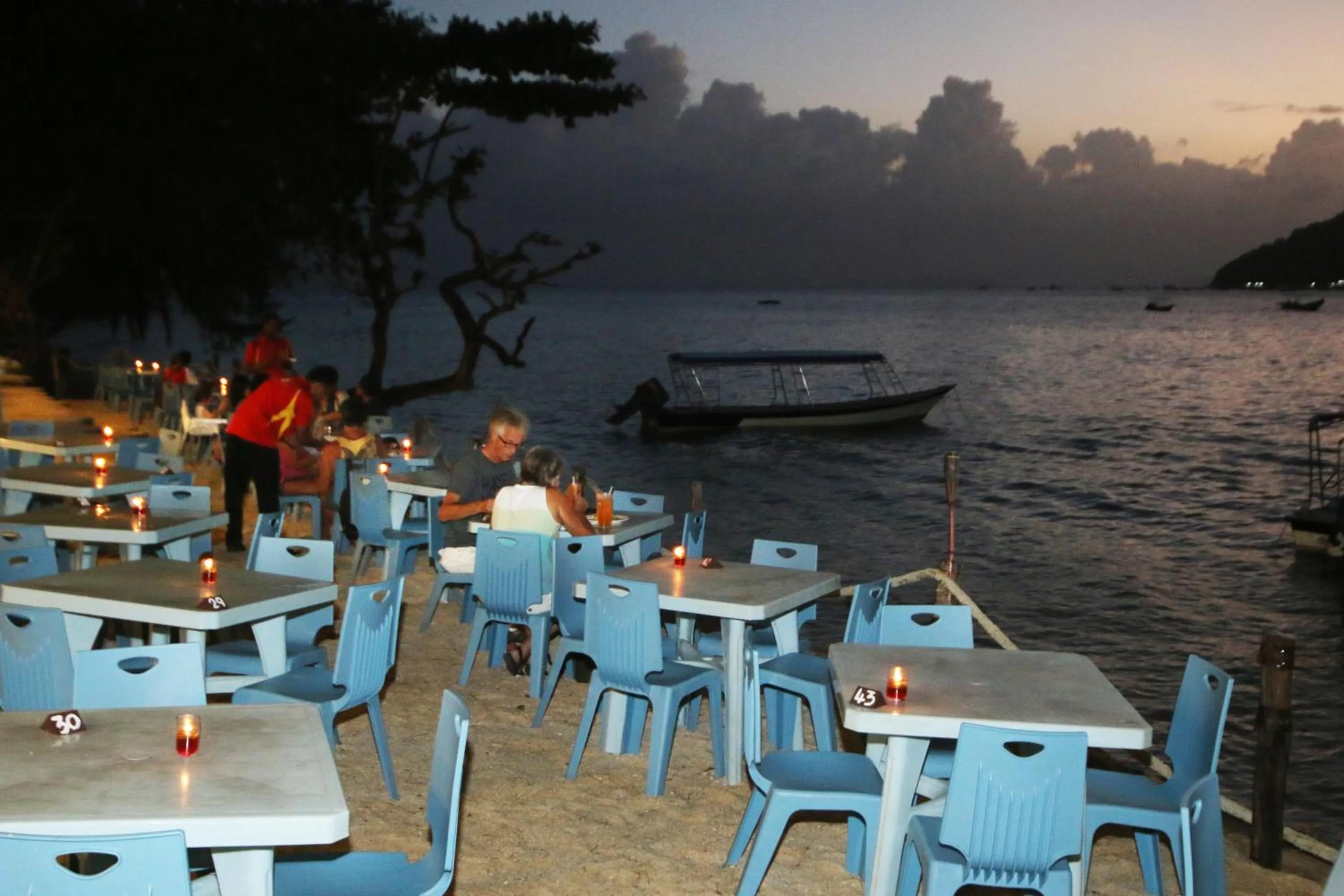 Restaurant/places to eat in The Barat Perhentian