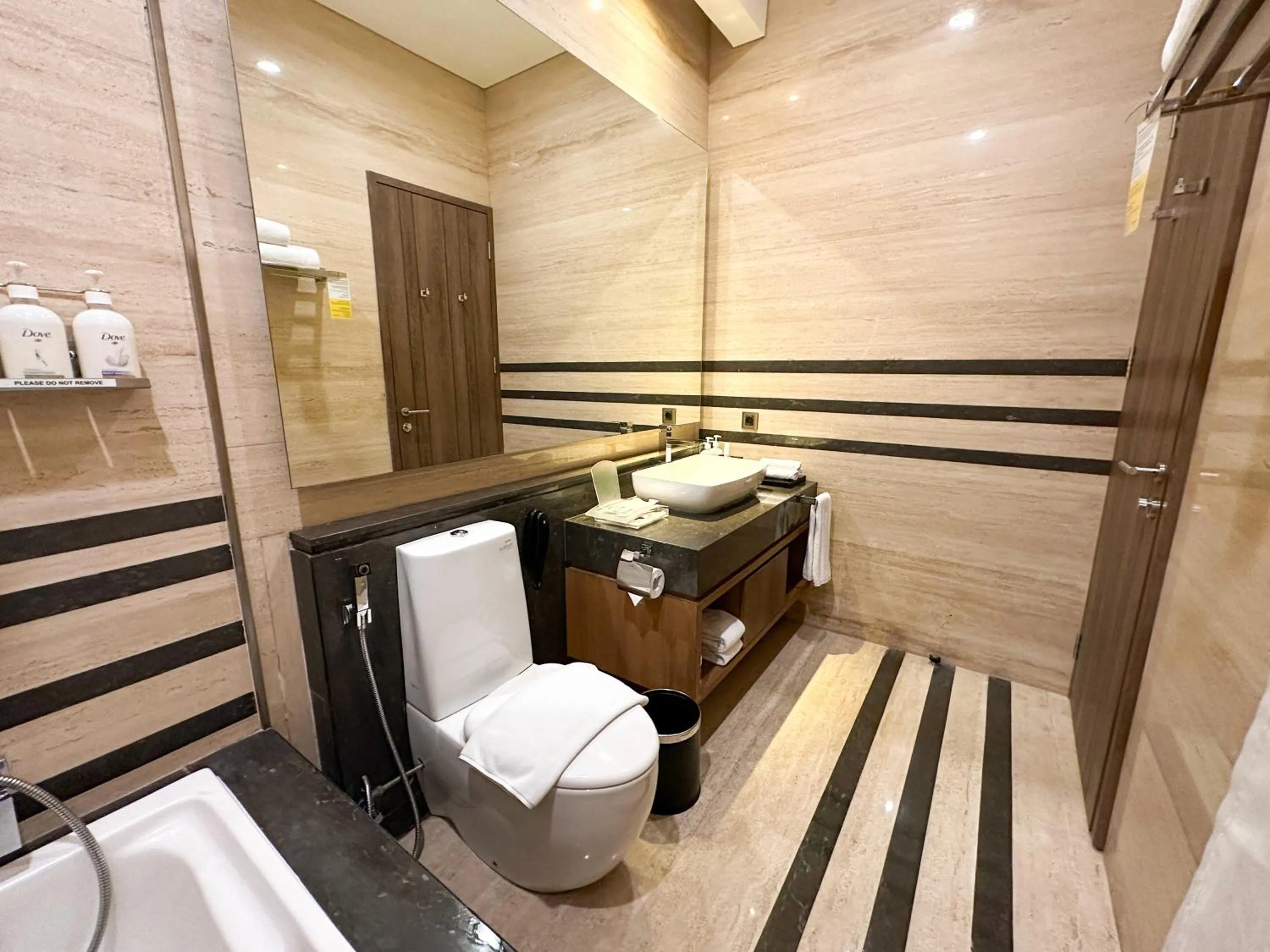 Bathroom in Holiday Inn Cikarang Jababeka by IHG