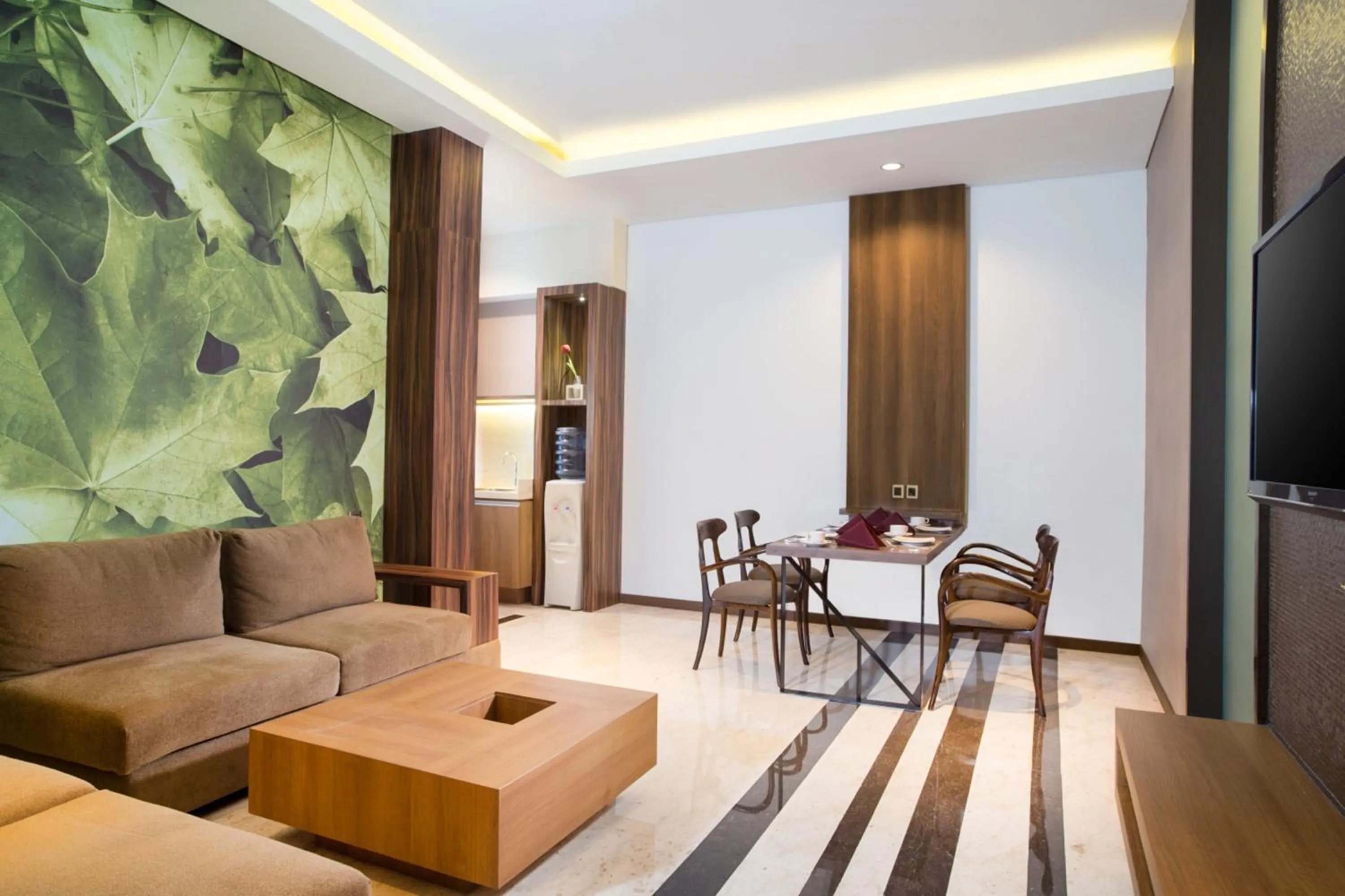 Photo of the whole room in Holiday Inn Cikarang Jababeka by IHG