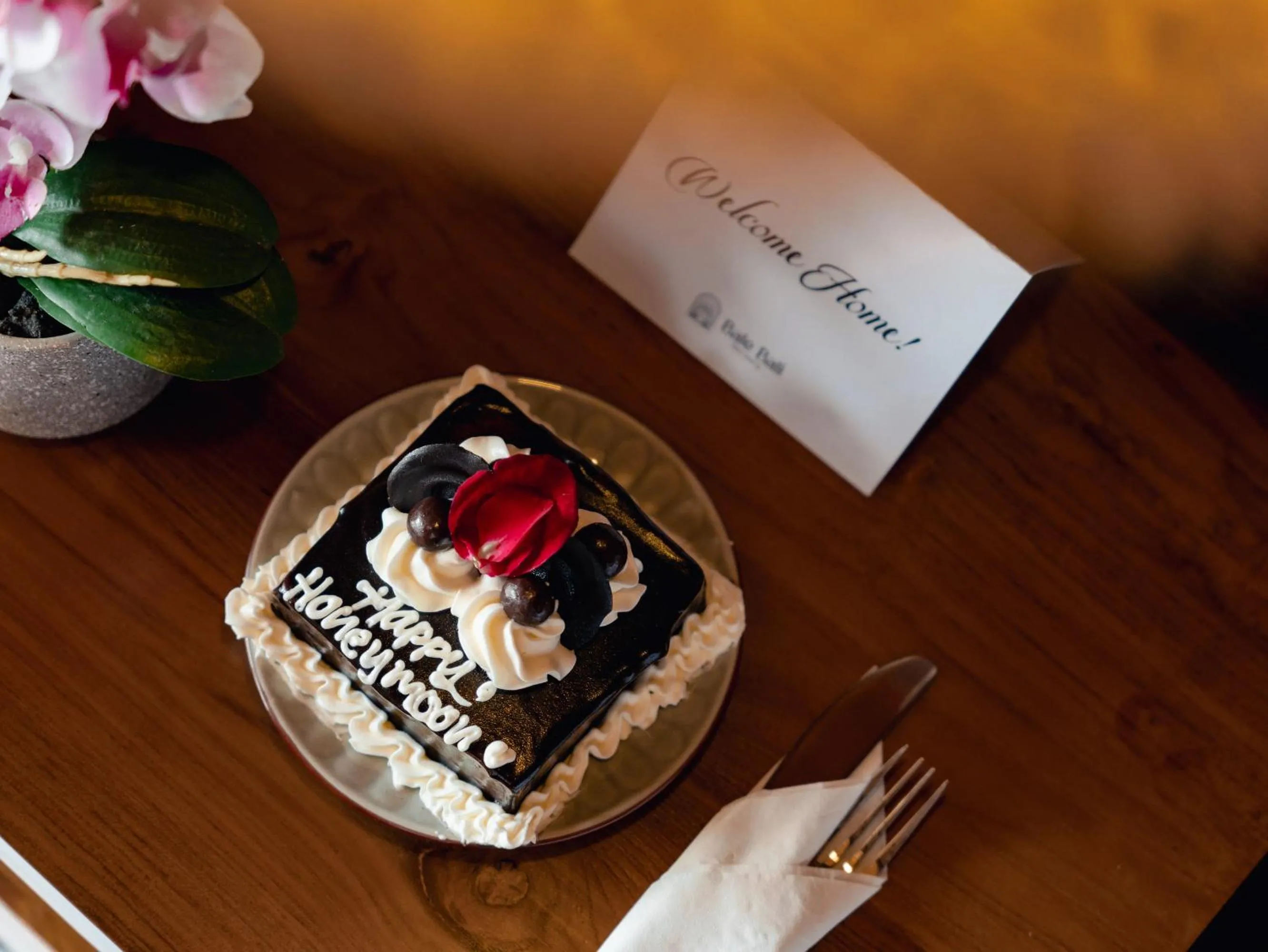 Food and drinks in Bale Bali Batubelig by ARM Hospitality