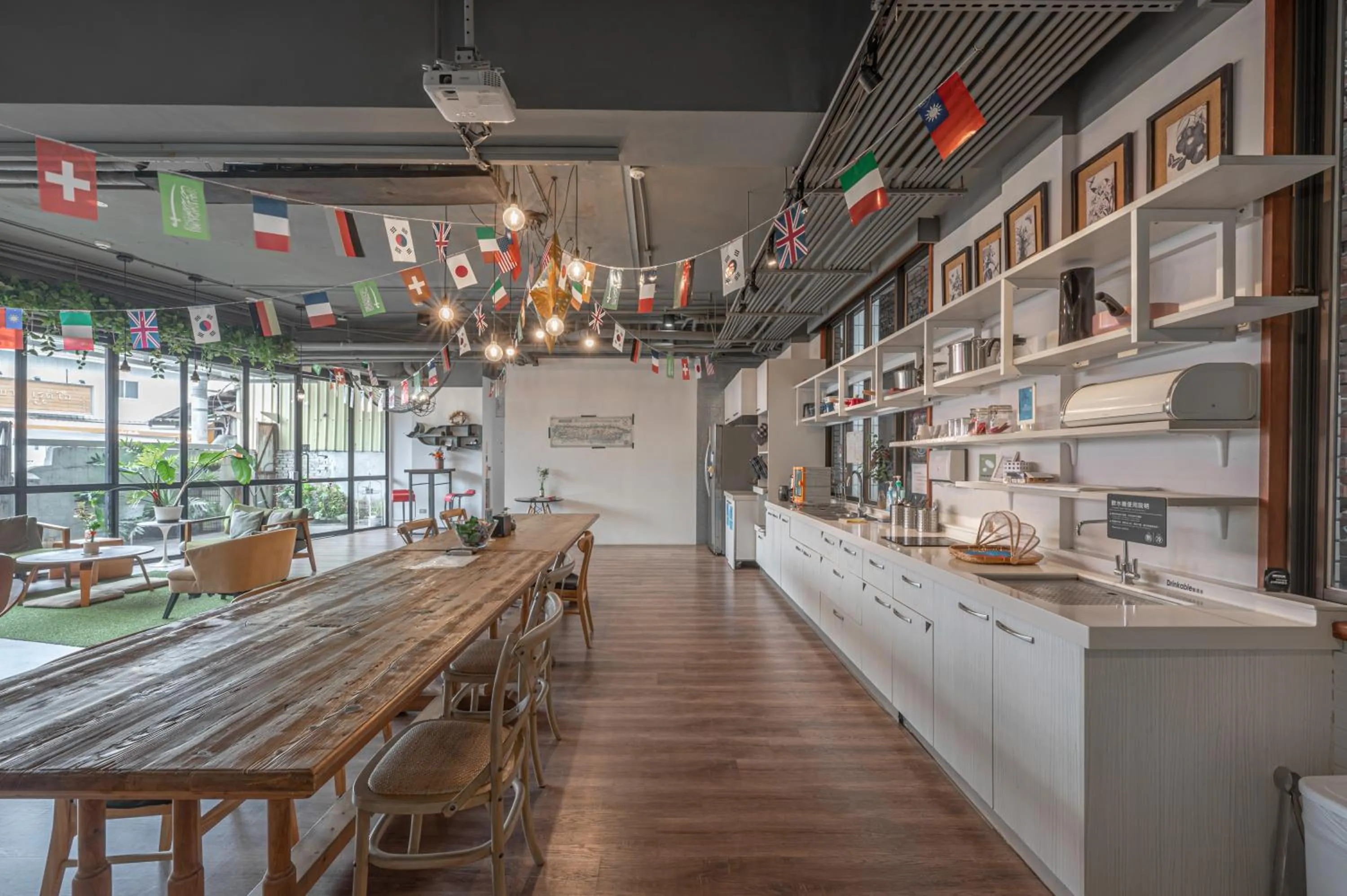 Seating area in Light Hostel - Tainan