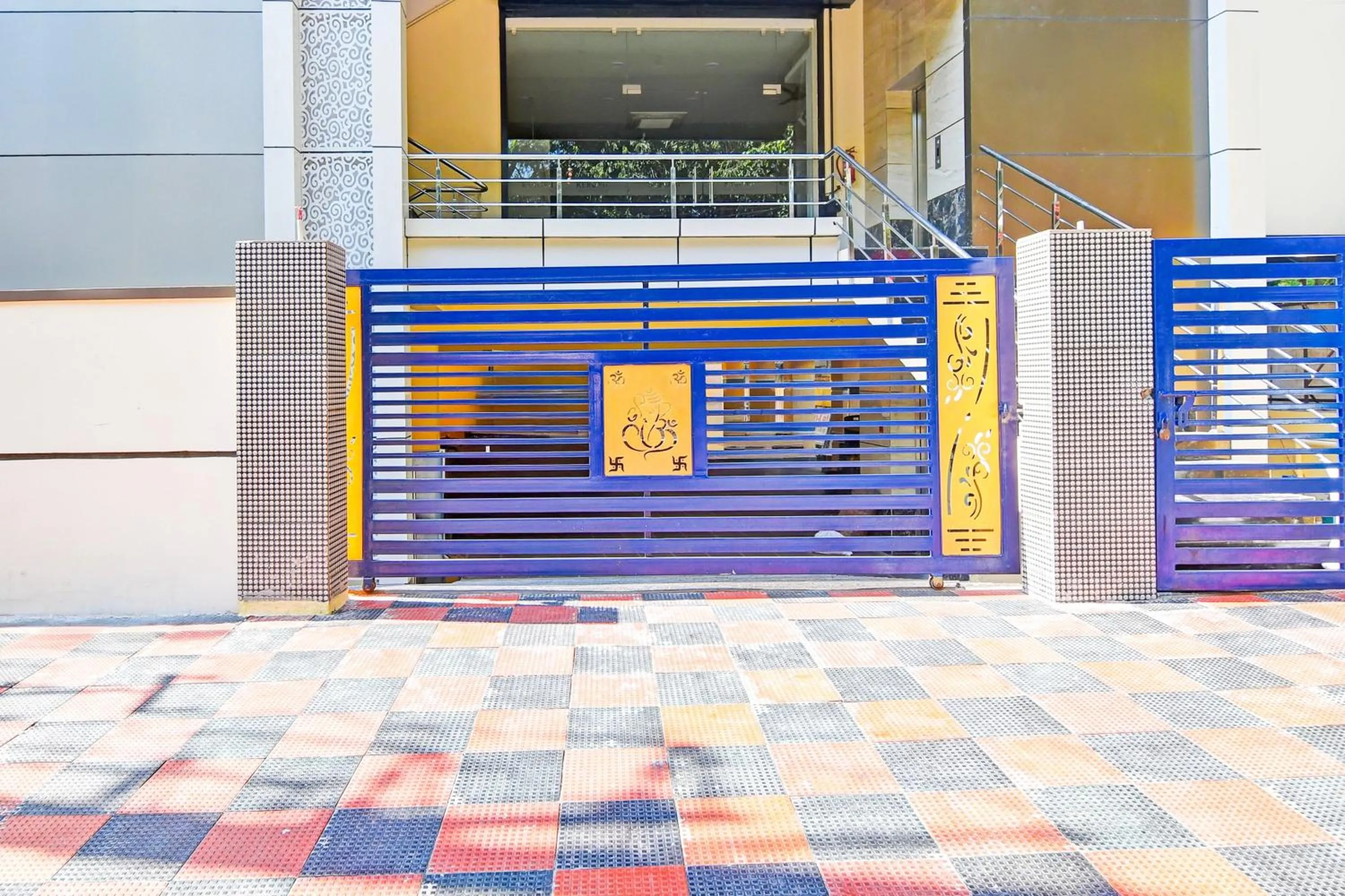 Facade/entrance in Super Townhouse Dwarakanagar Near Gurudwara