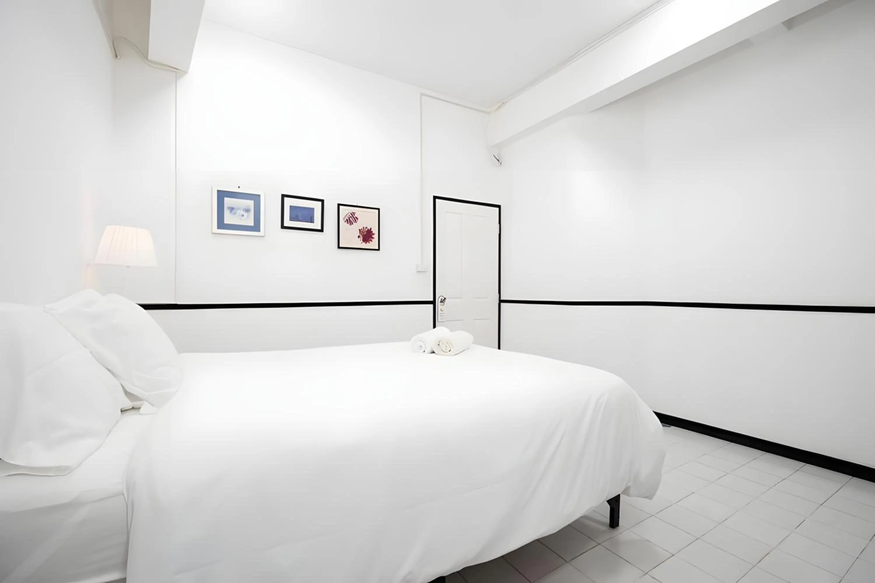 Bed in XX GO INN MRT Hua Lamphong Yaowarat