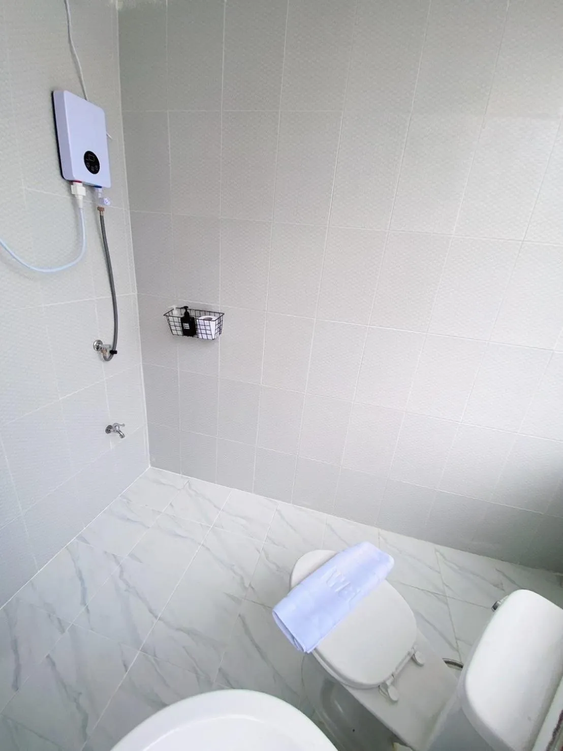 Bathroom in XX GO INN MRT Hua Lamphong Yaowarat